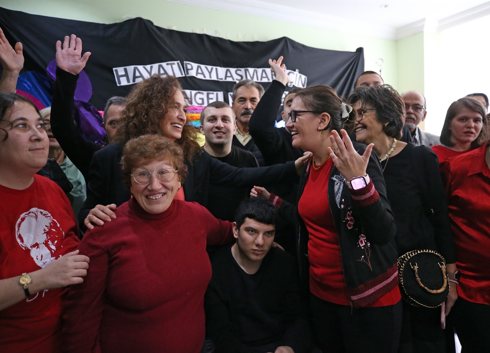 Karşıyaka’da Engeller Dayanışmayla Aşıldı1