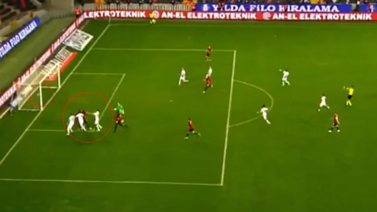 Felipe kavgayı ayırmak için kalesinden uzaklaştı