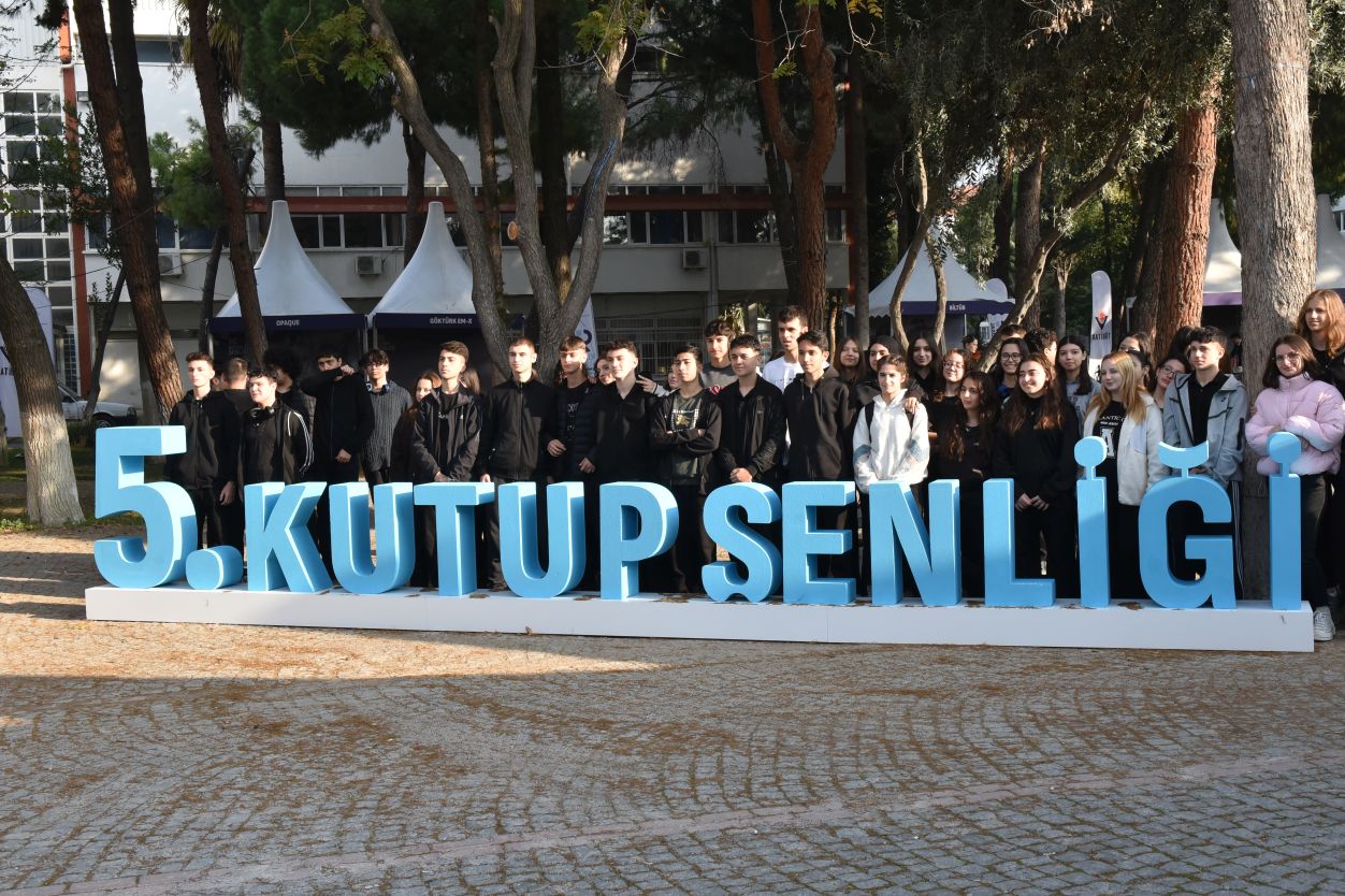 +++“Kutup Bilimleri Sempozyumu Ve Şenliği” Ege Üniversitesinde Başladı (2)