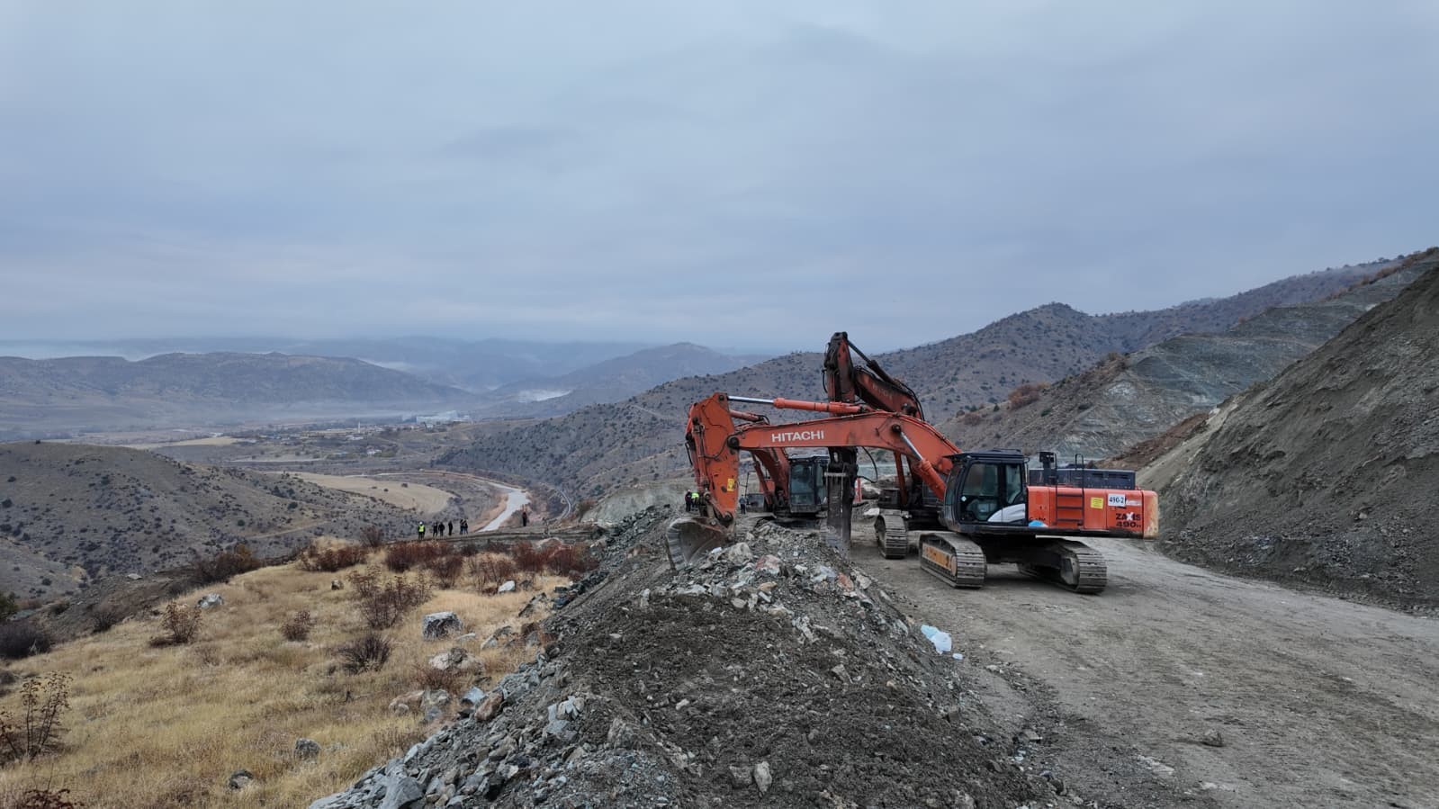 Ekipler teyakkuzda: Umutlu bekleyiş devam ediyor