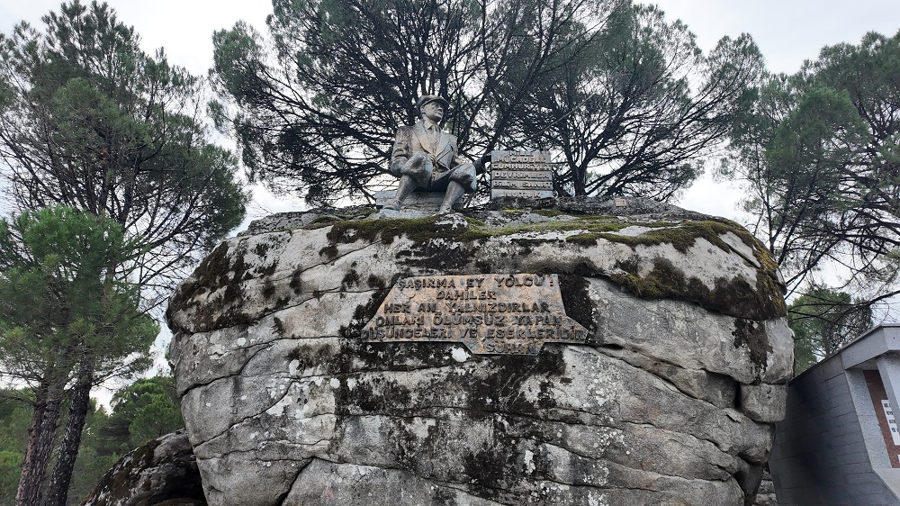 Menderes’ten 24 Kasım Çıkarmas1