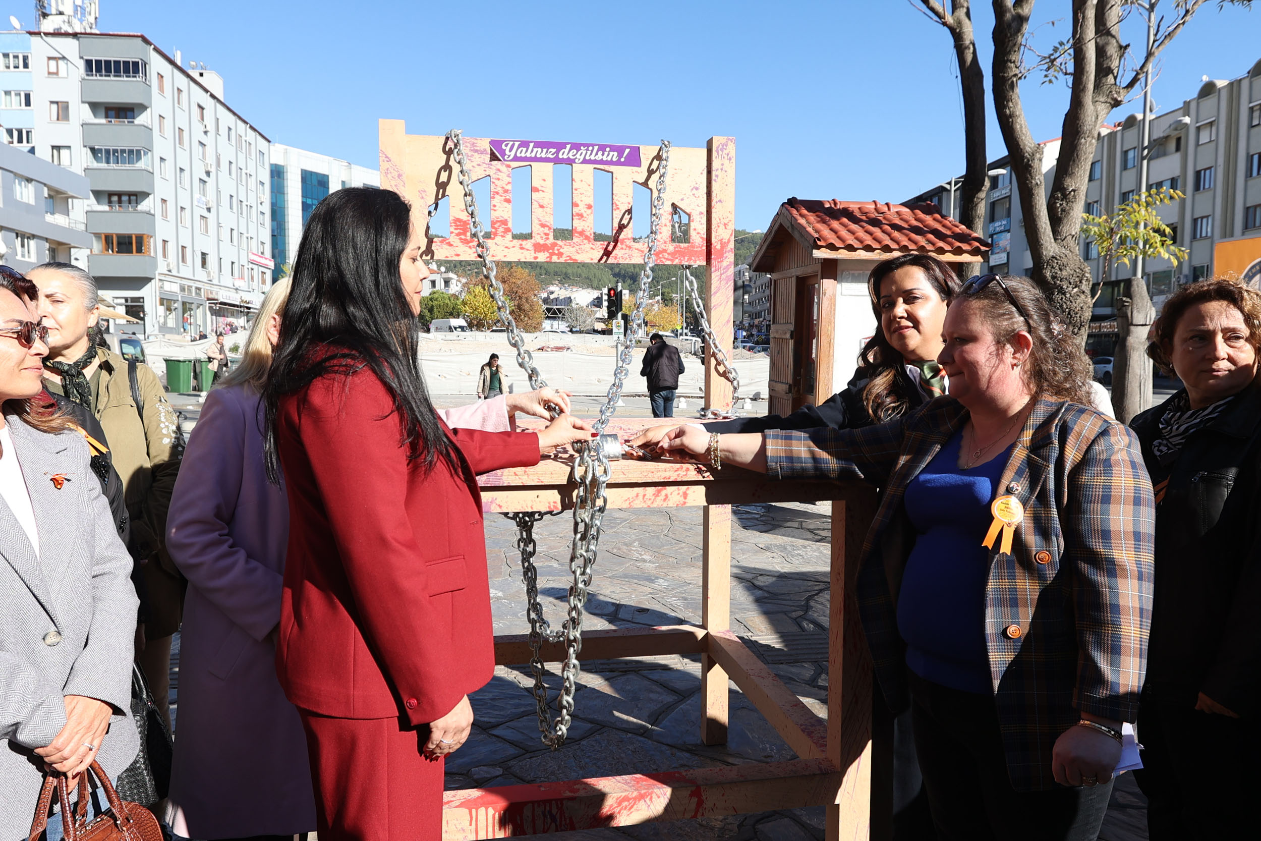 Muğla’dan 25 Kasım’da Güçlü Mesaj (1)