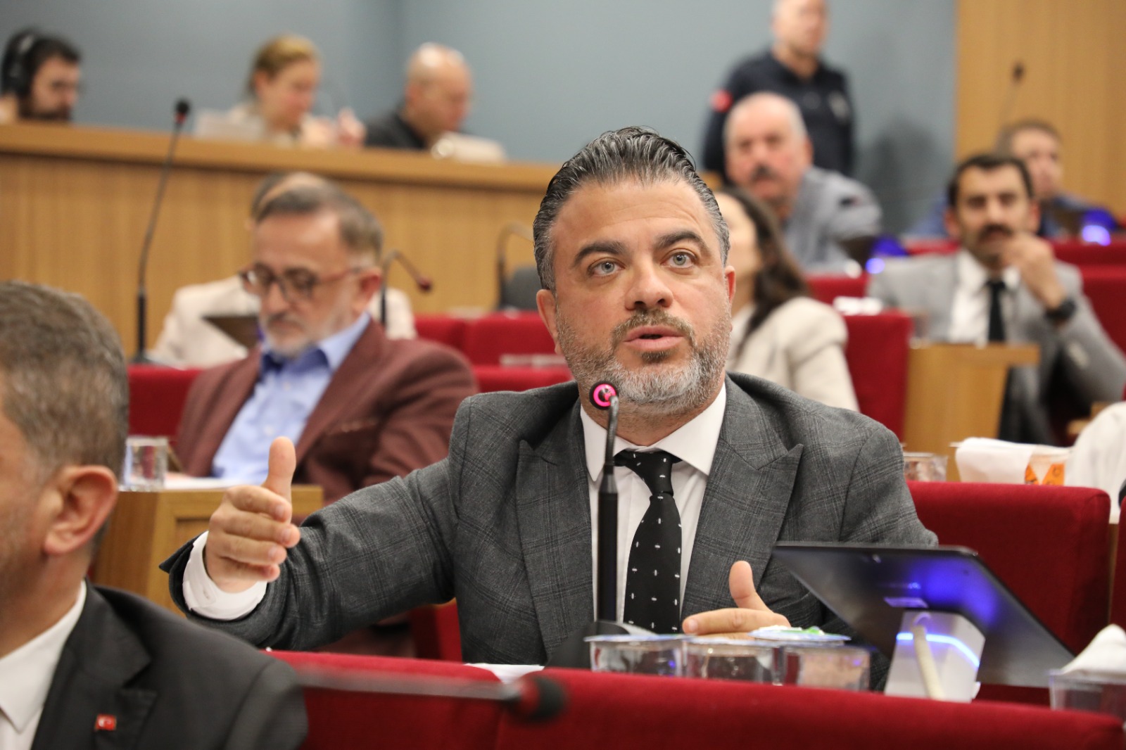 ‘Eleştirimiz bedelin fahiş olması’