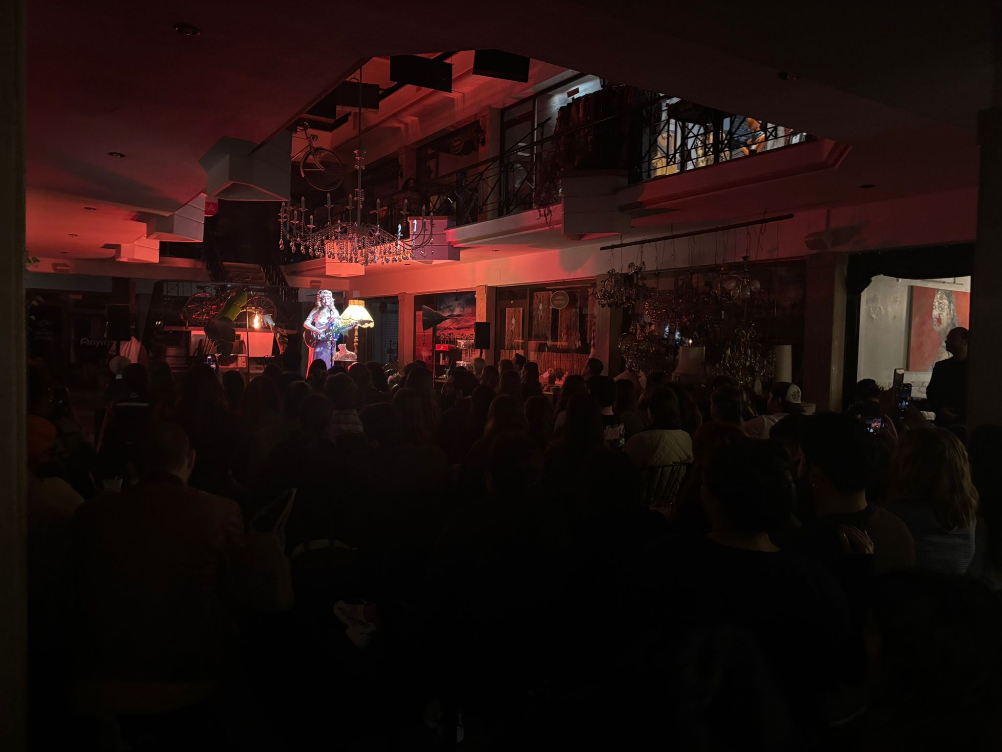 Sürpriz ukulele diyaloğu ve Bis heyecanı