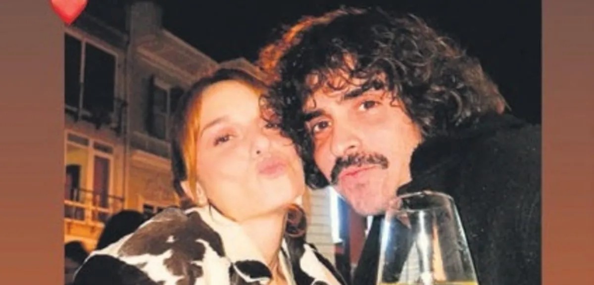 Nilperi Şahinkaya Ve Baturalp Bekar