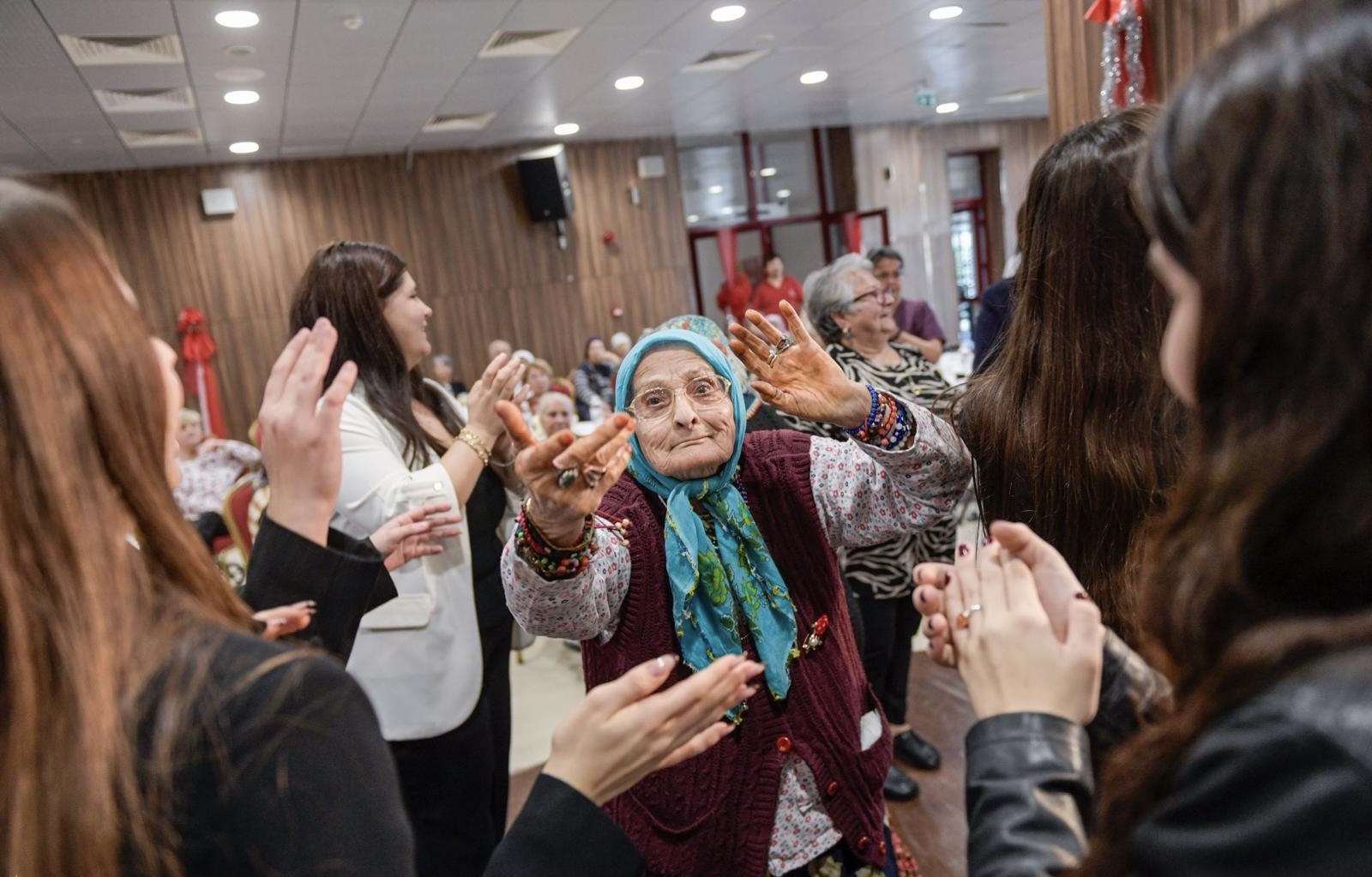 Öğretmenler Günü İzmir’de Kuşakları Buluşturdu2