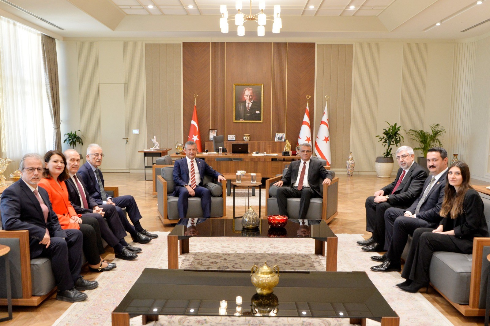 Başkentte temaslar sürüyor