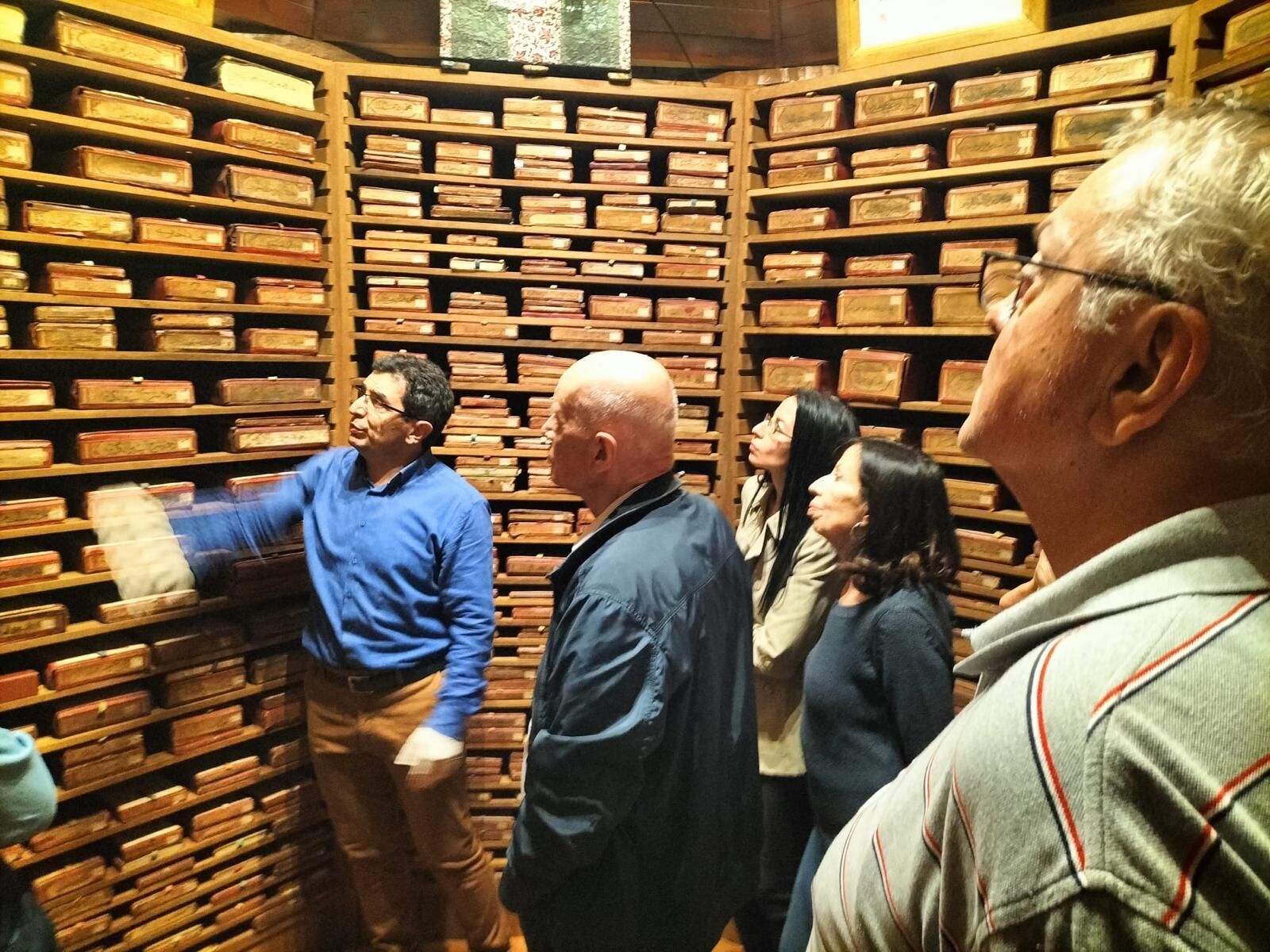 Rotary’den Kültür Ve Tarih Yolculuğu Deniz Yıldızı Rotary Kulübü Tire’de Zamanın İzini Sürdü Foto (5)