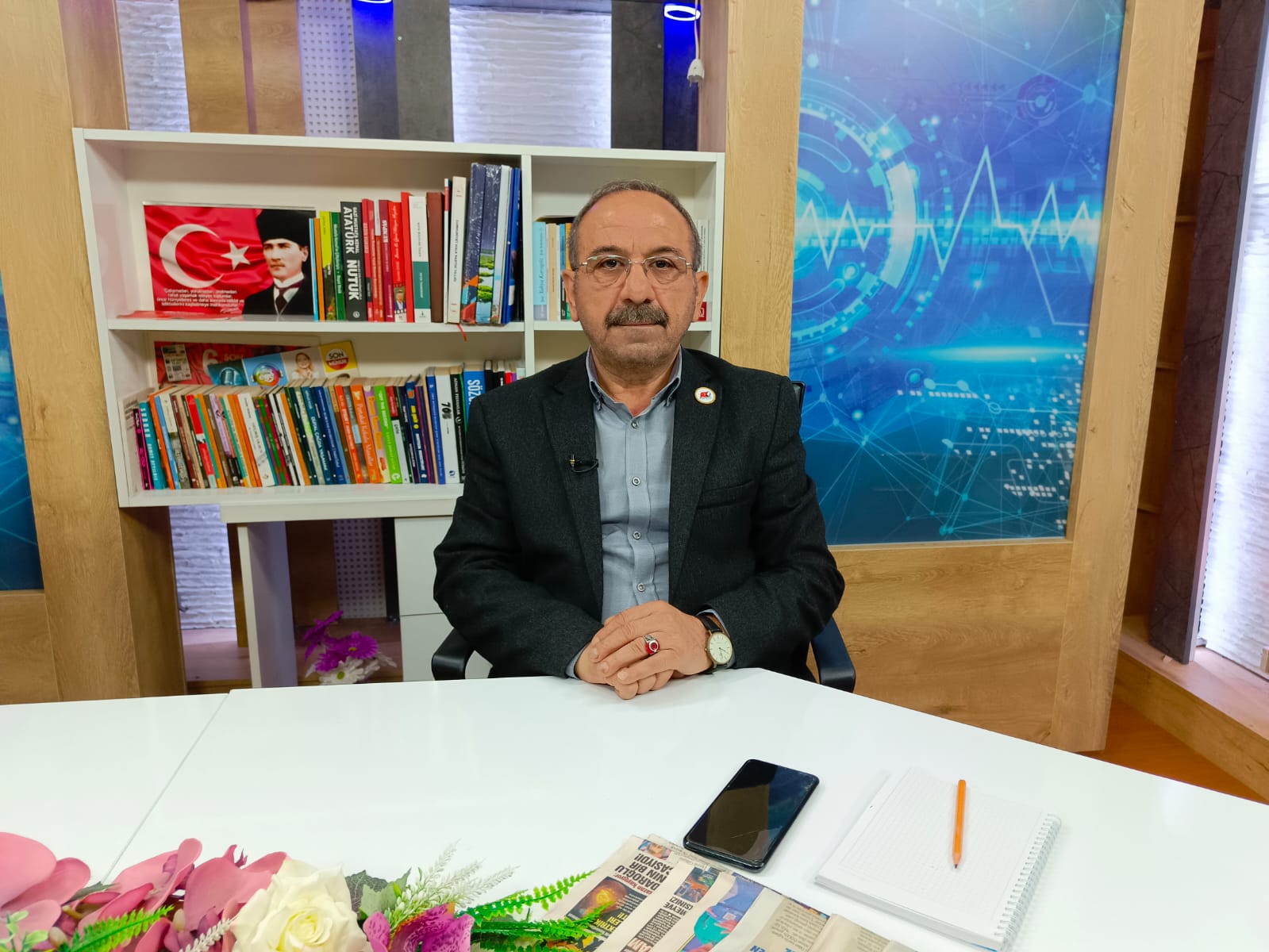 "Yaşanan soykırımı unutmadan, Zafer Günümüzü kutluyoruz"