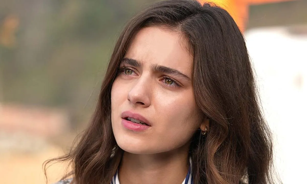 Tasacak Bu Deniz Eleni Rolu