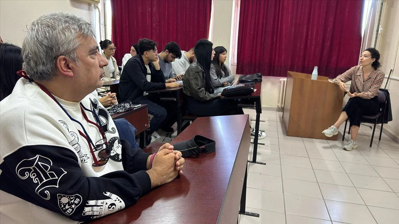 Görme kaybına rağmen üretmekten vazgeçmedi