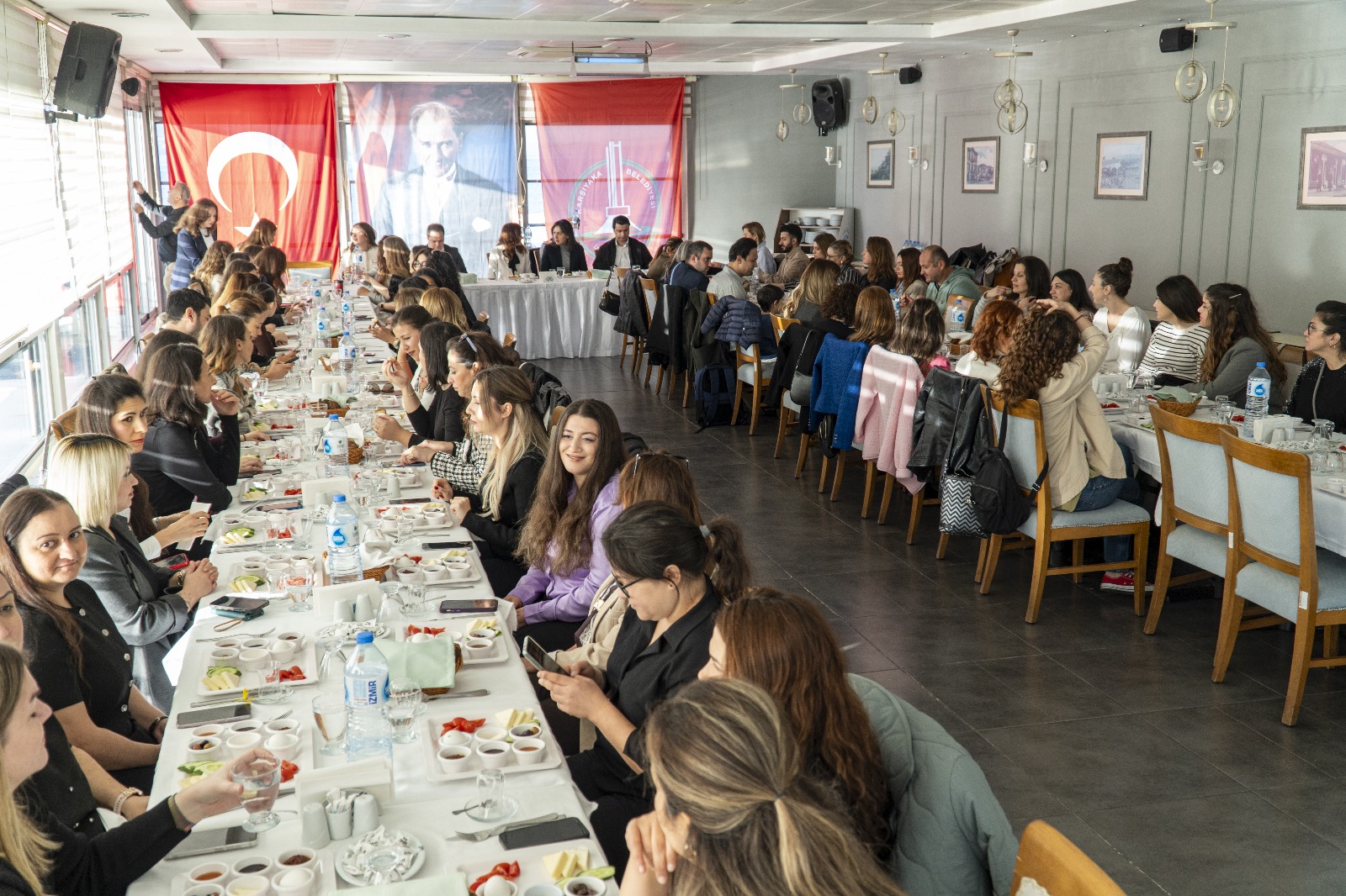 Ünsal’dan Öğretmenlere Saygı4