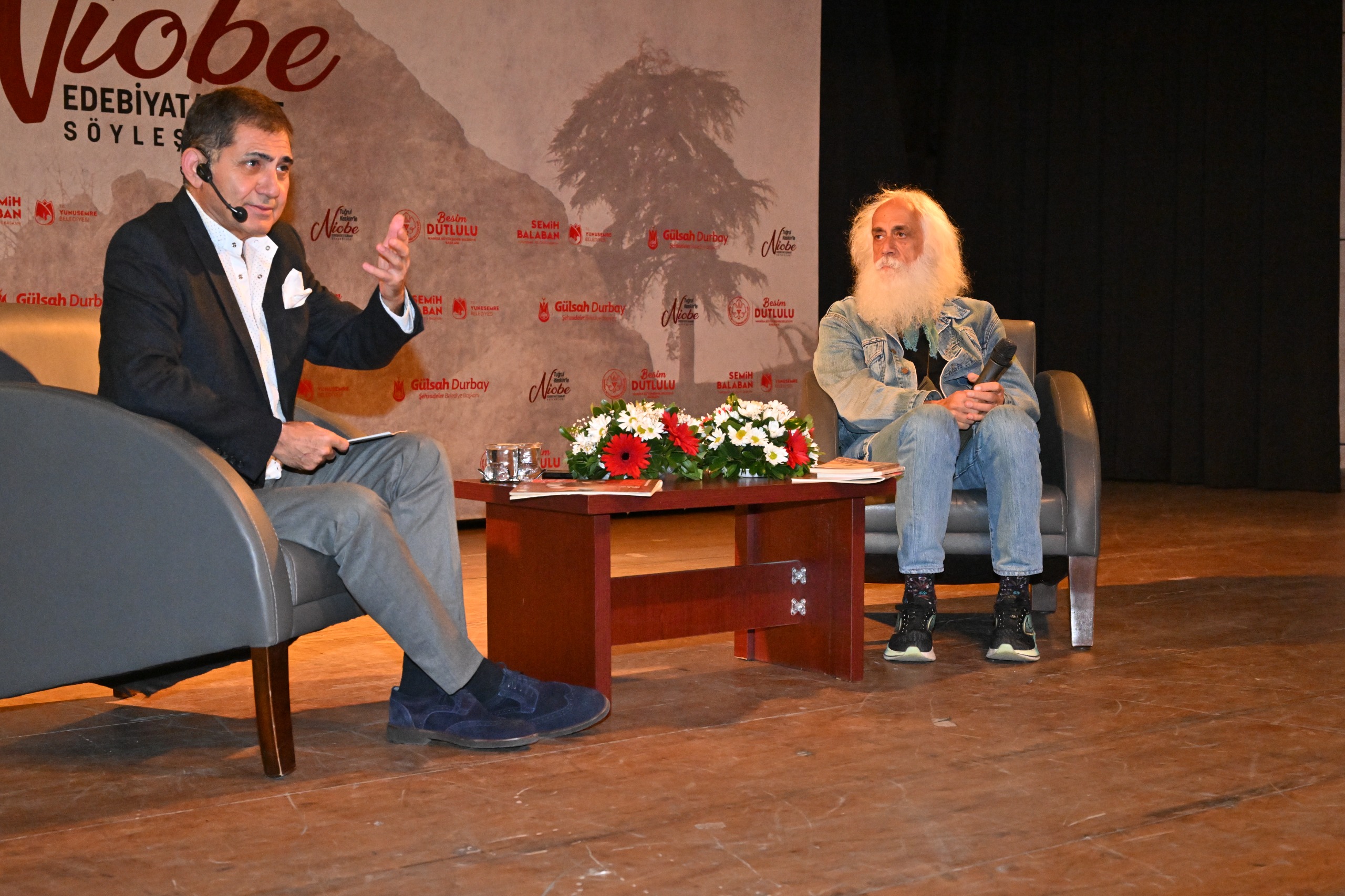 Usta Sanatçı Suavi, Manisalılarla Buluştu (3)