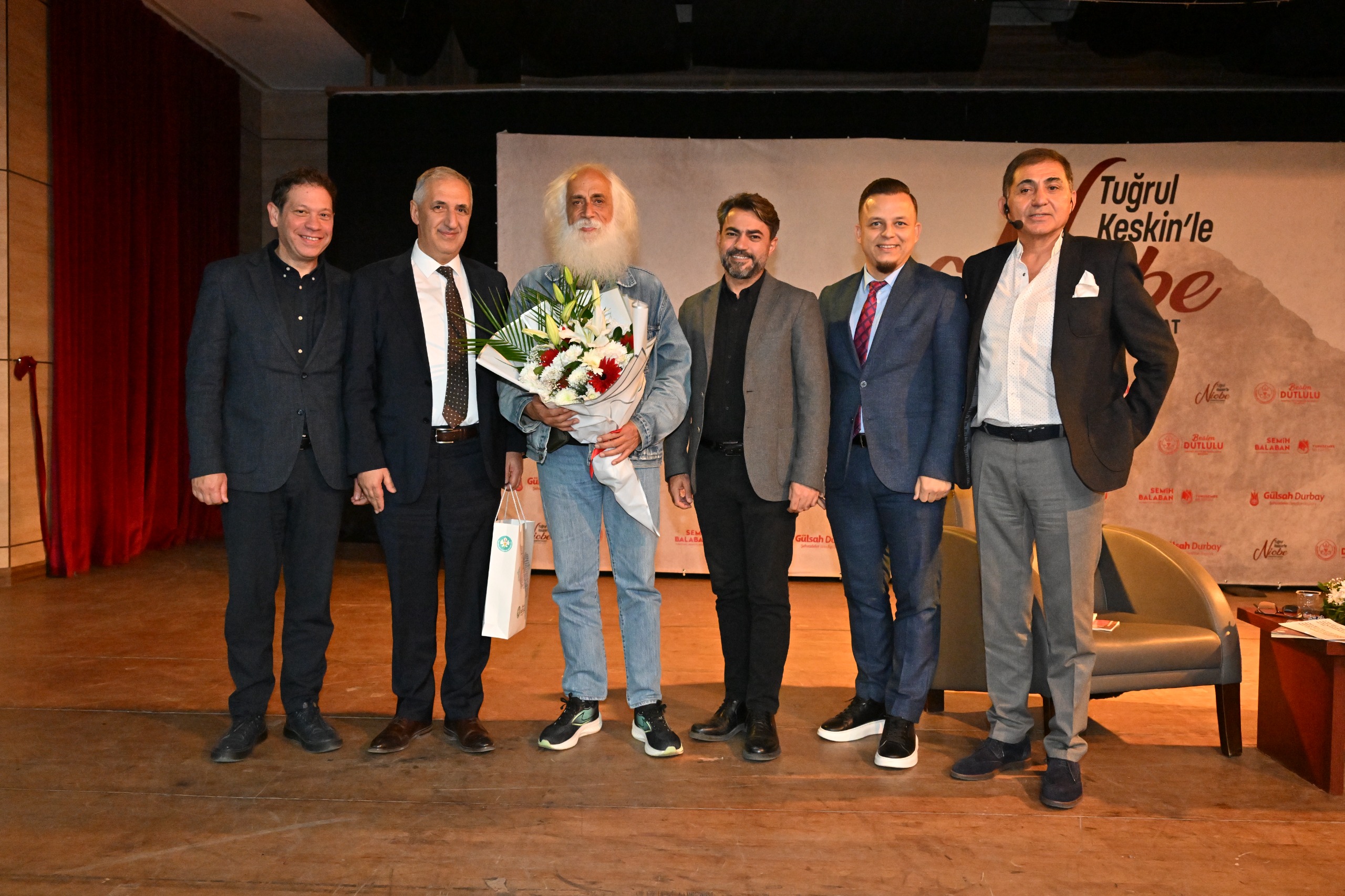 Usta Sanatçı Suavi, Manisalılarla Buluştu (5)