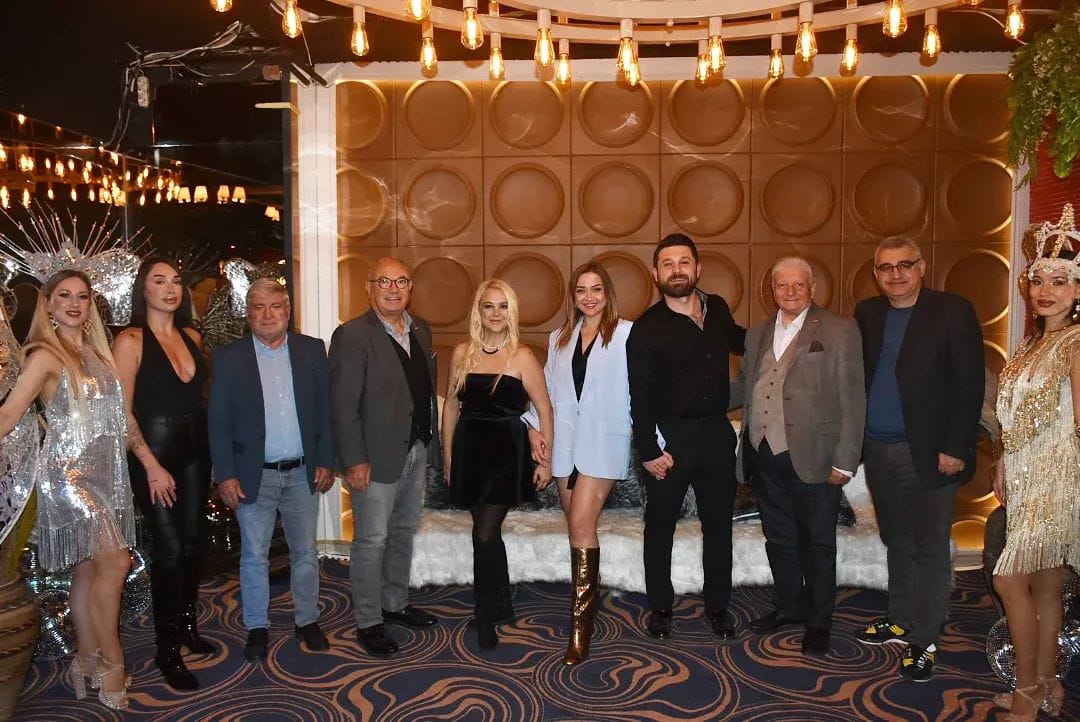 Yi̇ne Aylardan Kasim 1