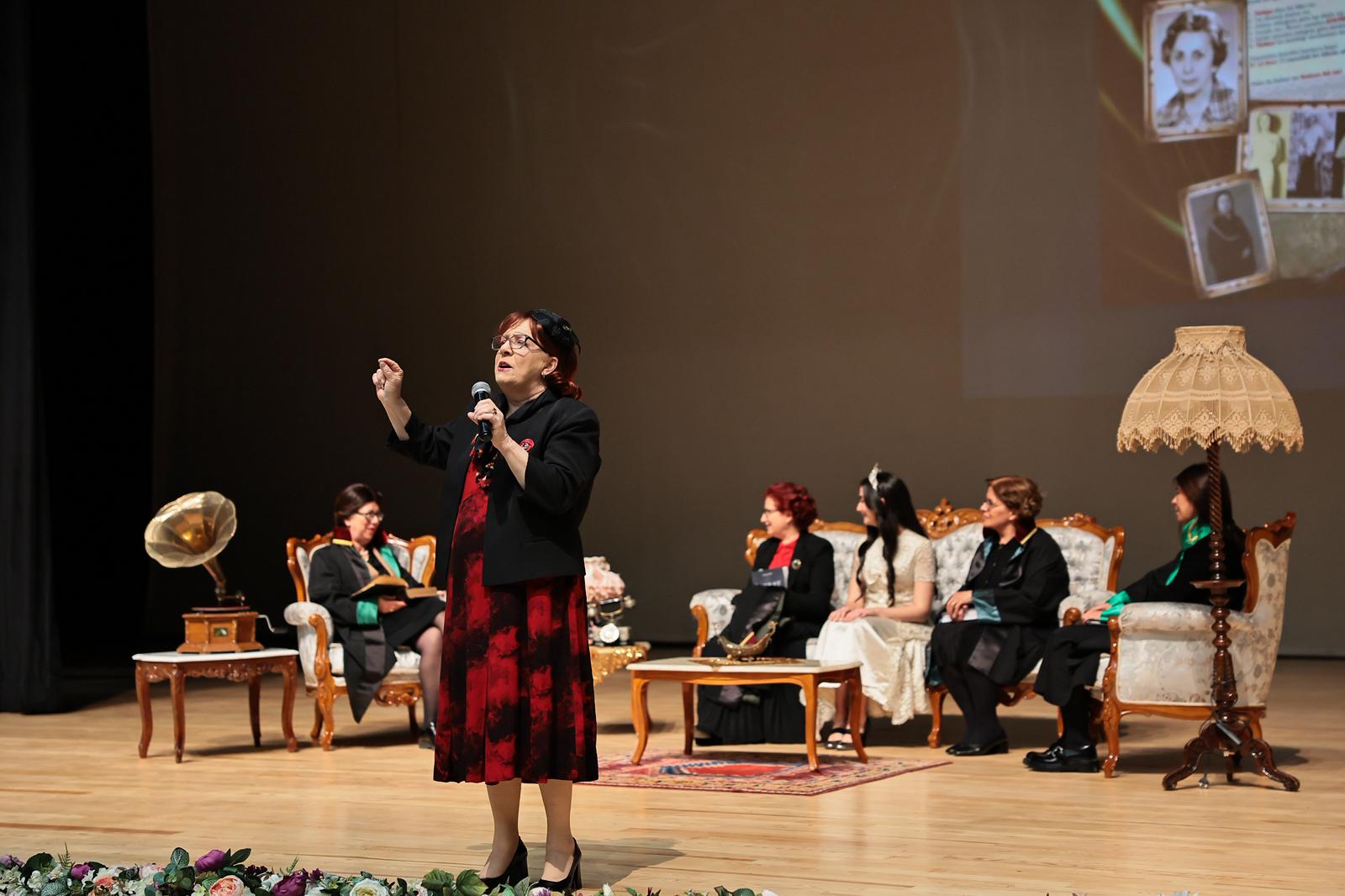 Zamansız Kadınlar Tiyatral Gösteri (1)