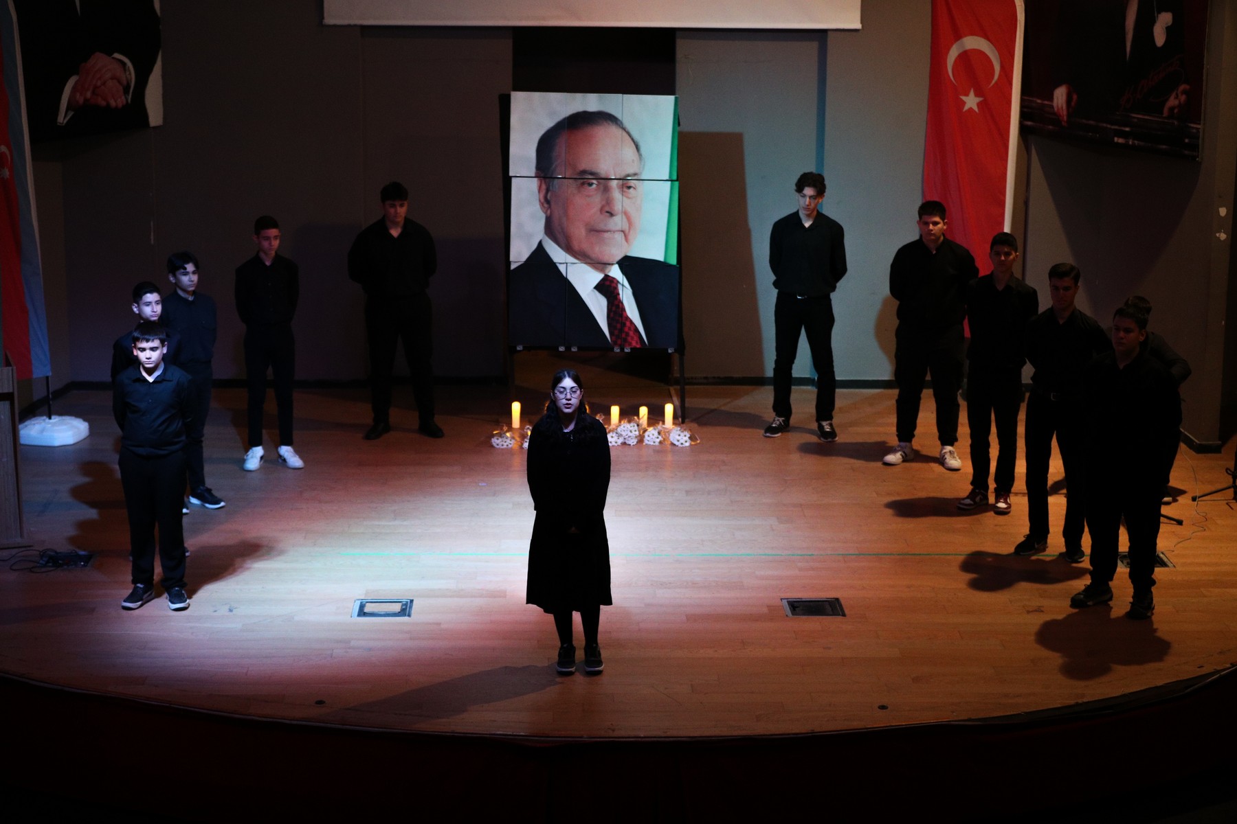 2 Heydar Aliyev Aliağa'da Anıldı