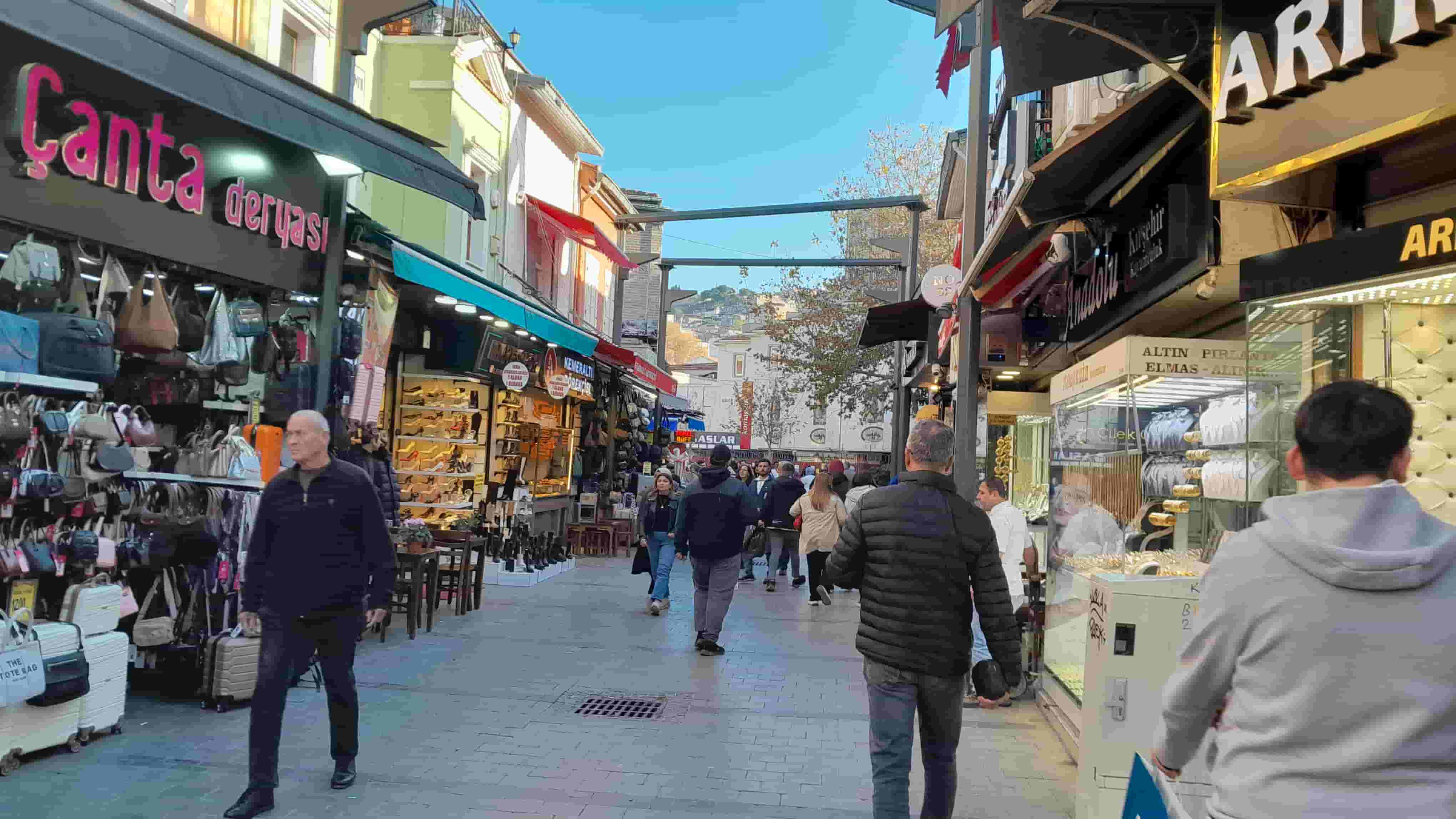 “Vergi zamları, maliyet zamları bizleri kara kara düşündürüyor”