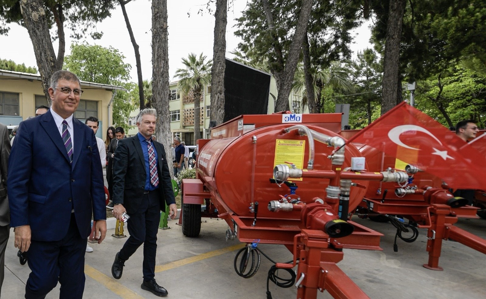 Alevlere Set Çekildi! İzmir’in Tanker Ordusu2