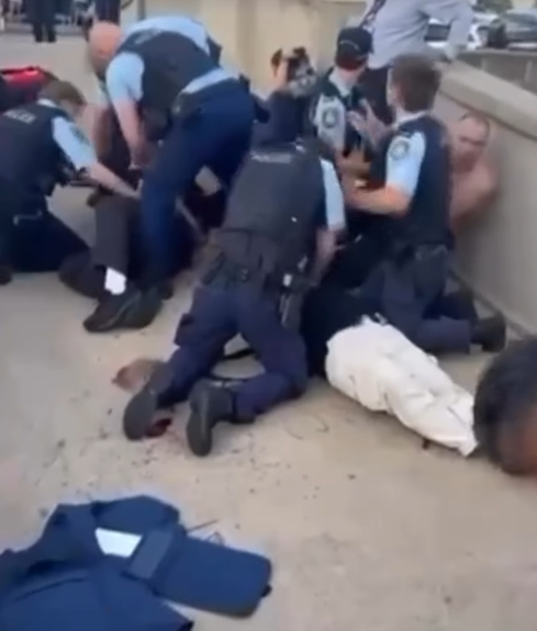 Orada yaşayan Türklerden Son Mühür'e özel açıklamalar