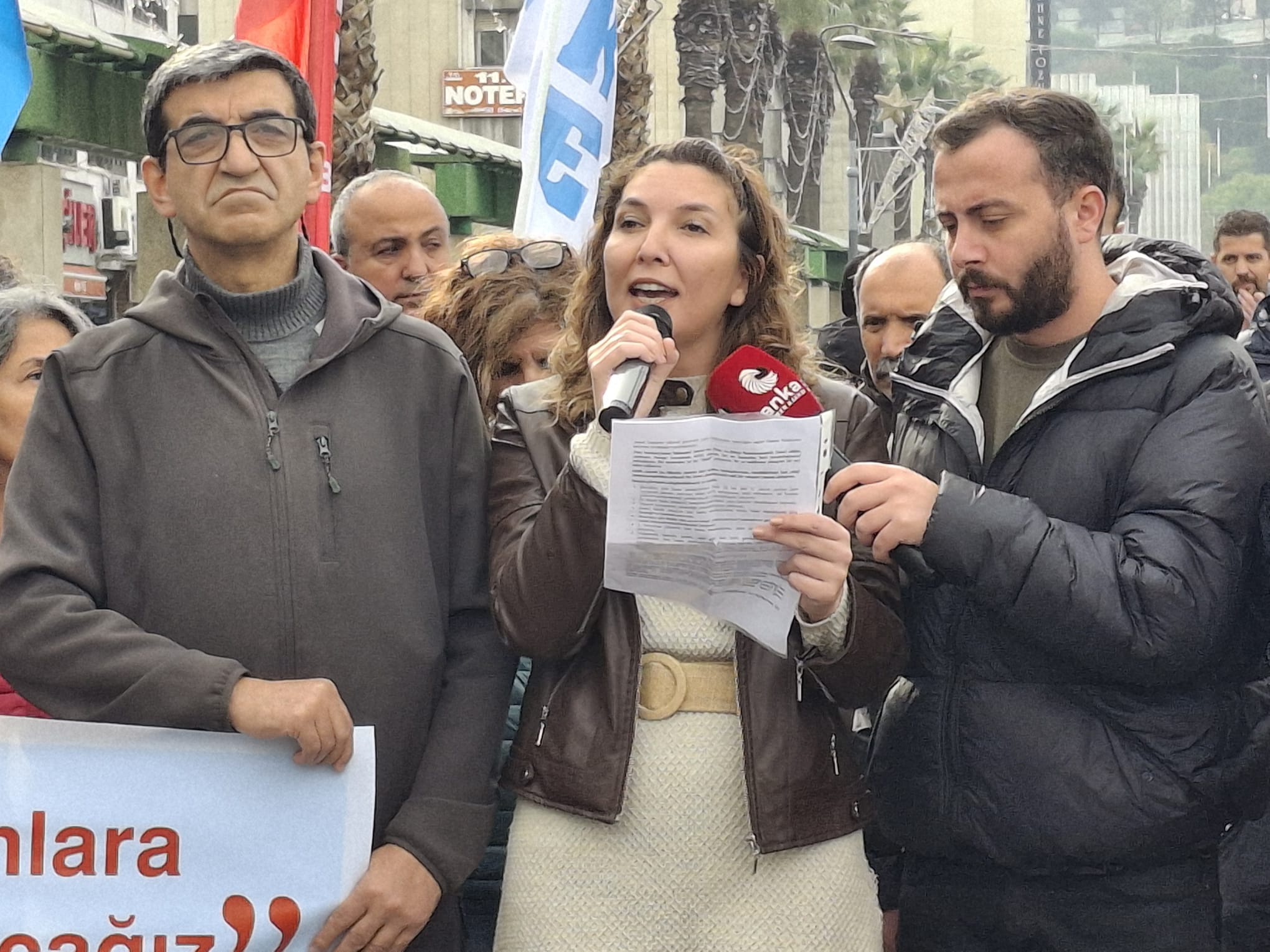 ‘Bu önergeyi kınıyoruz’