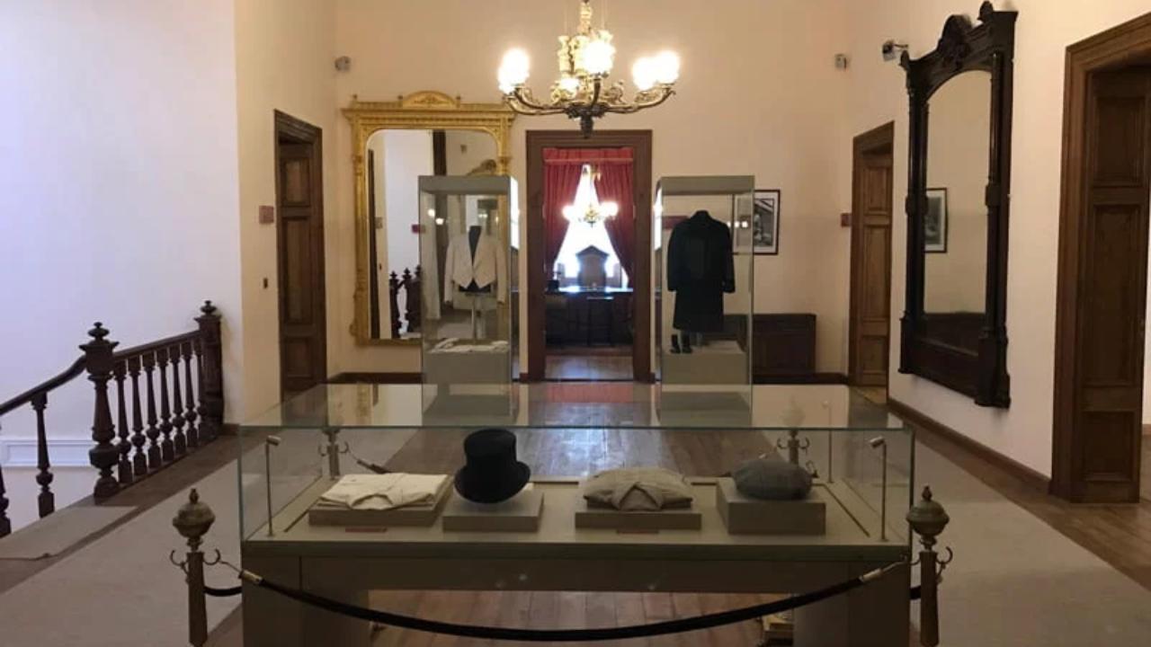 Bir Evden Daha Fazlası Cumhuriyet’in İzmir’deki Hafızası (2)-1