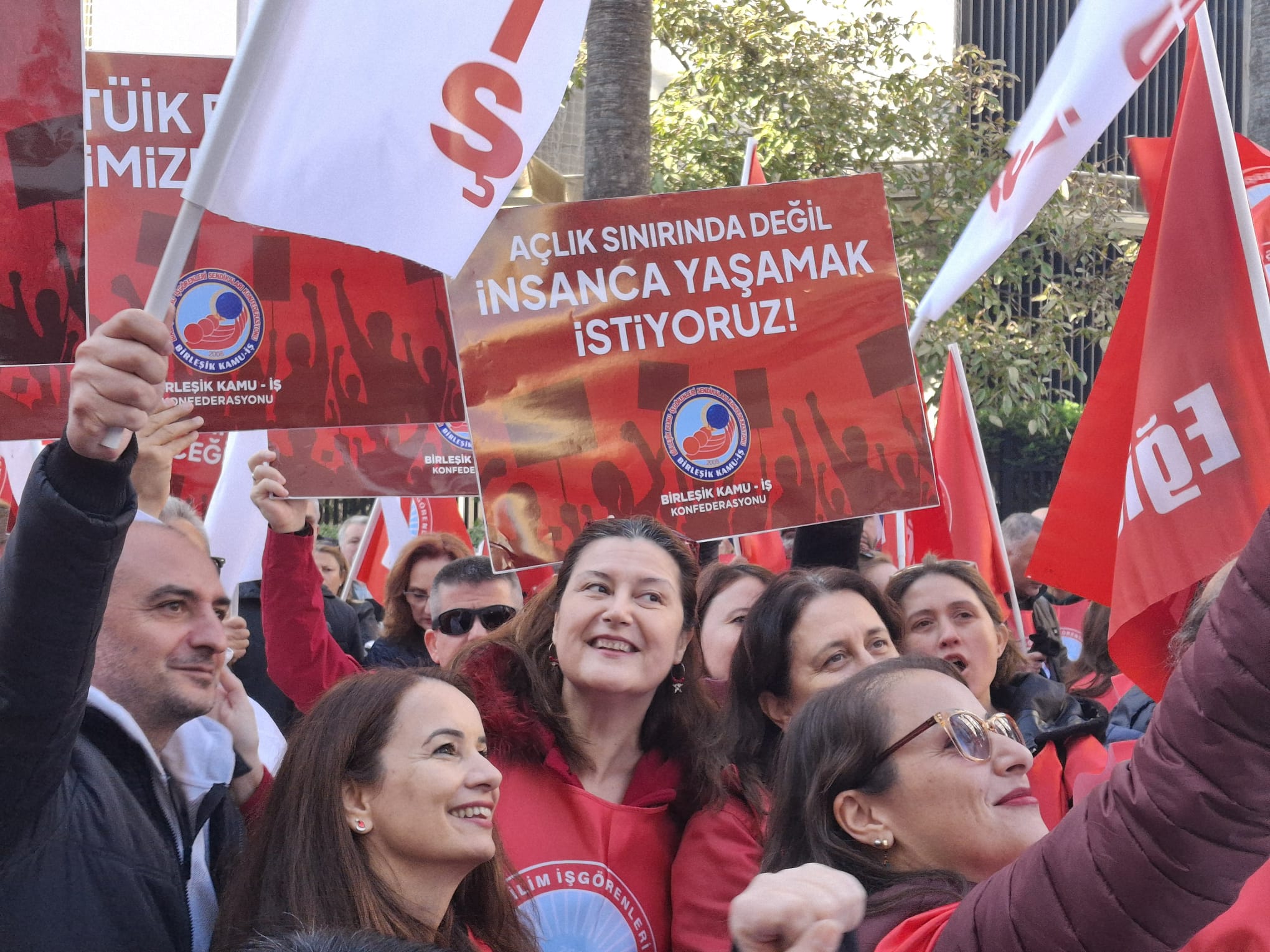 ‘Bütçede hak yok, halk yok, işçi yok, vicdan yok’