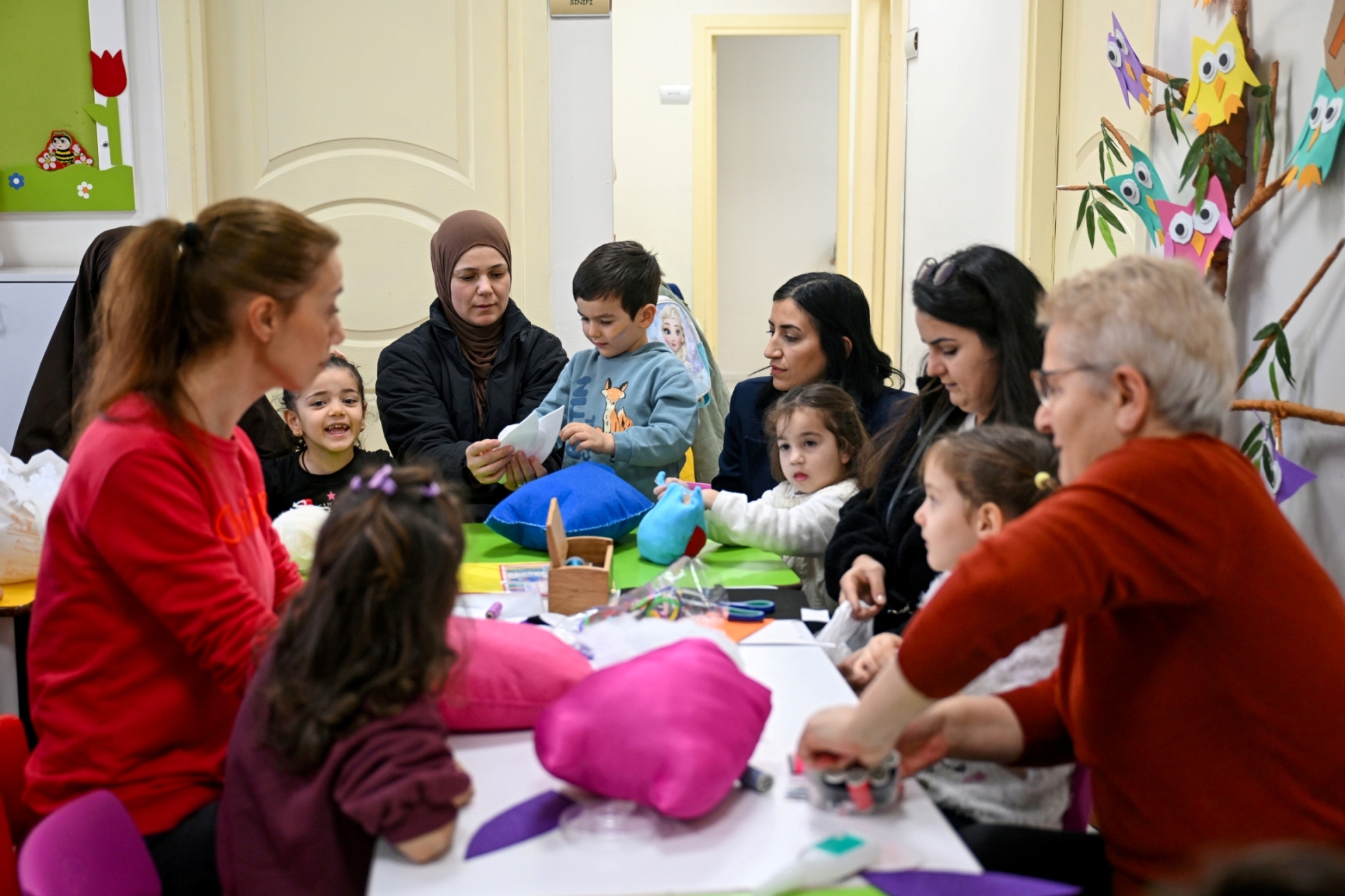 Bornova’da Çocuklar Toprağa Dokundu