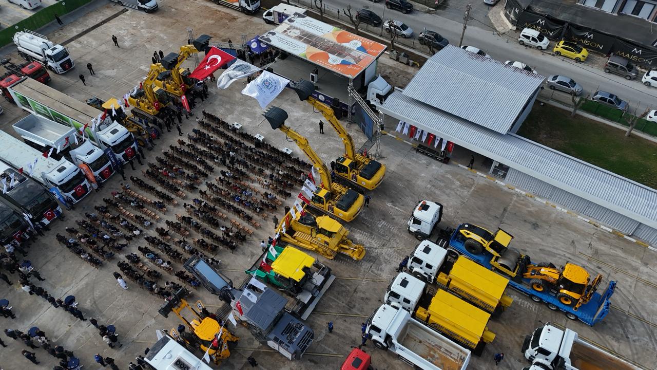 Büyükşehir Hizmet Filosunu 170 Yeni Araçla Güçlendirdi (7)