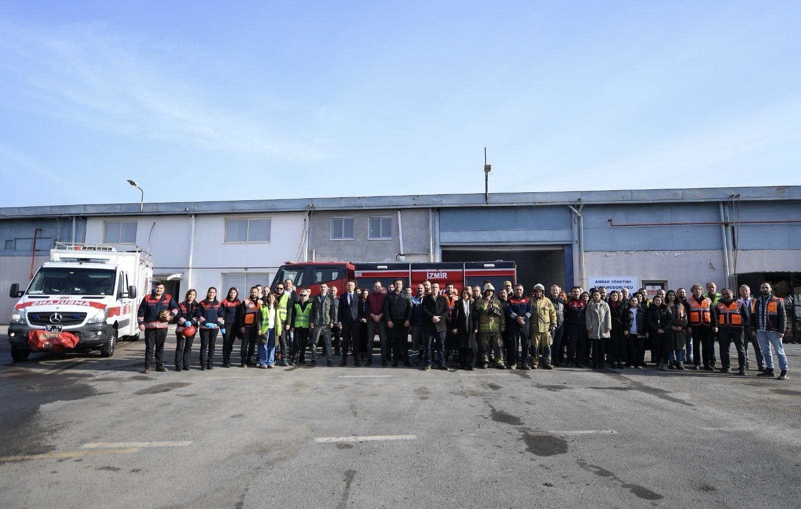 Buz Sporları Salonu’nda Yangın Senaryosu, Eshot’ta Tahliye Tatbikatı