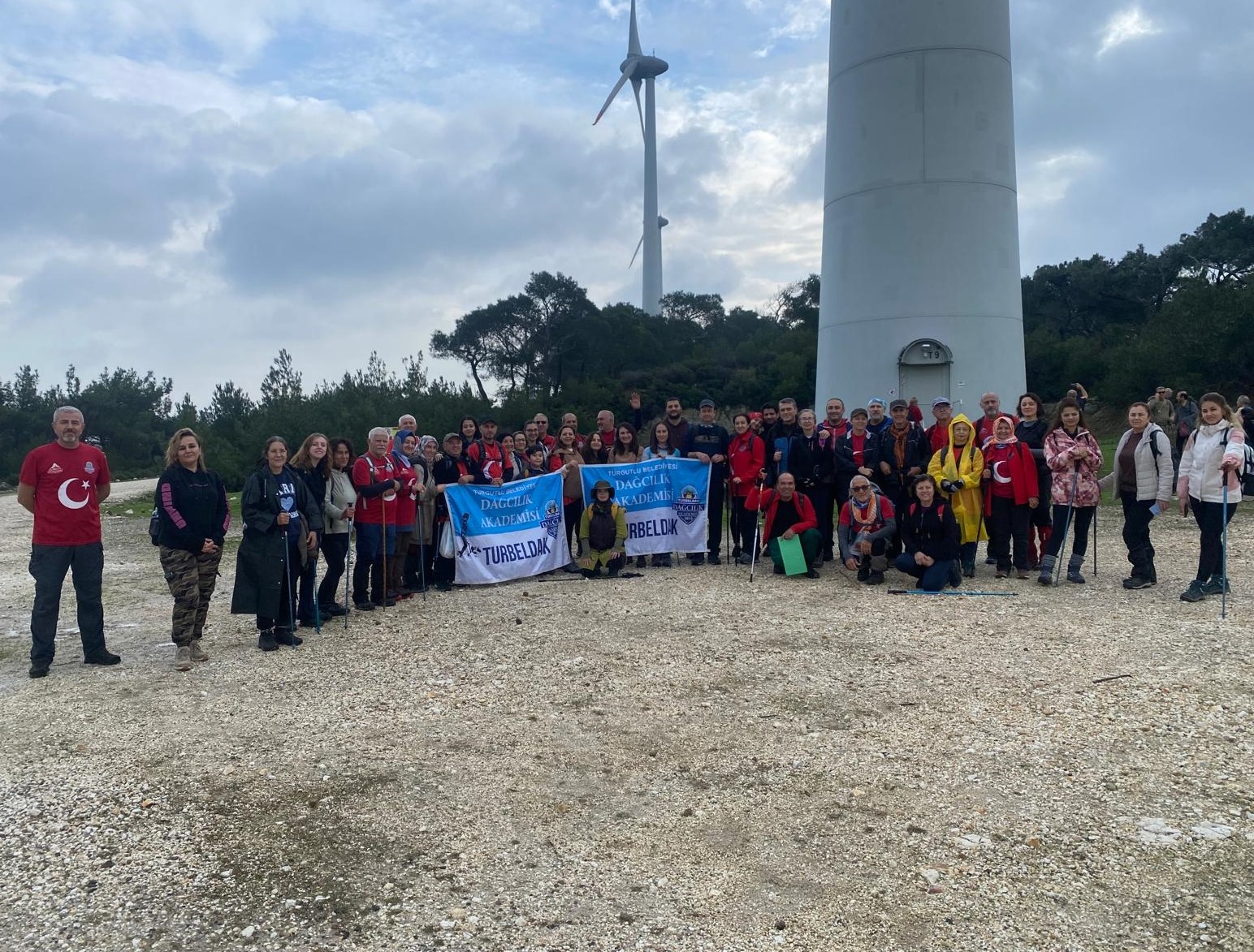 Dağ Çilekleri Eşliğinde Keyifli Yolculu1