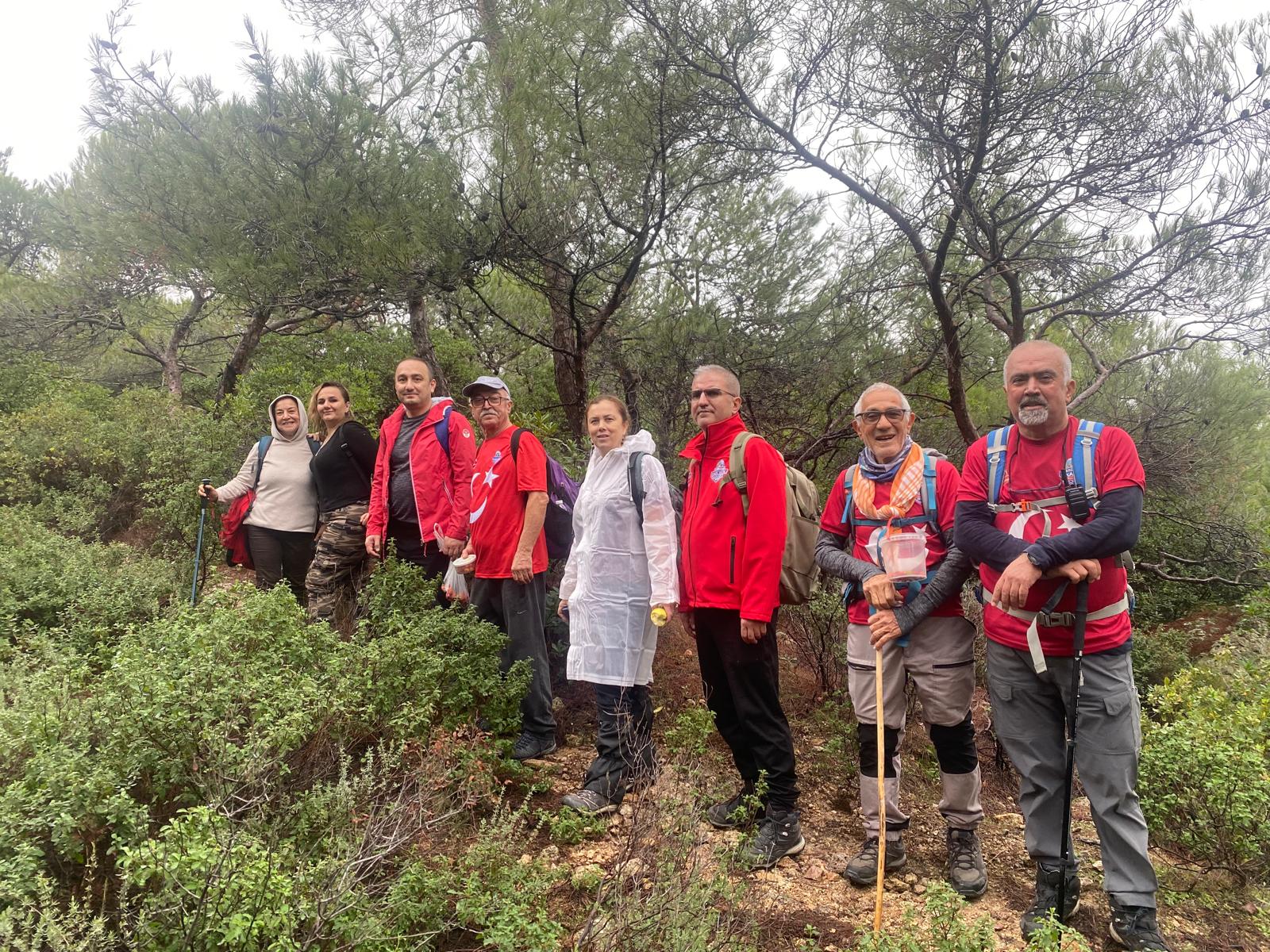 Dağ Çilekleri Eşliğinde Keyifli Yolculu2