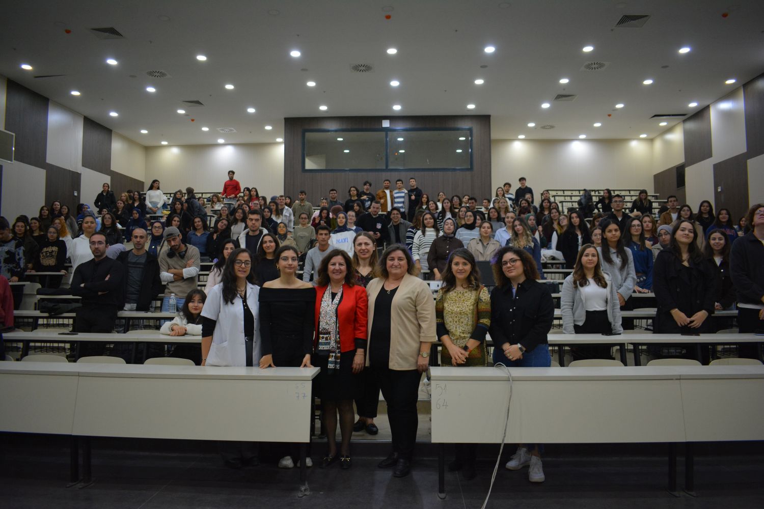 ++Ege Üniversitesi Hemşirelik Fakültesinde Akranlar Buluşuyor (4)