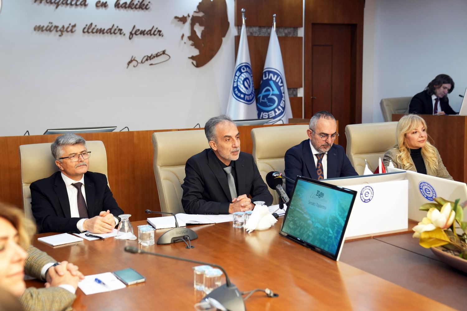 ++Ege Üniversitesi Rektörü Prof. Dr. Musa Alcı, Ilk Senato (2)