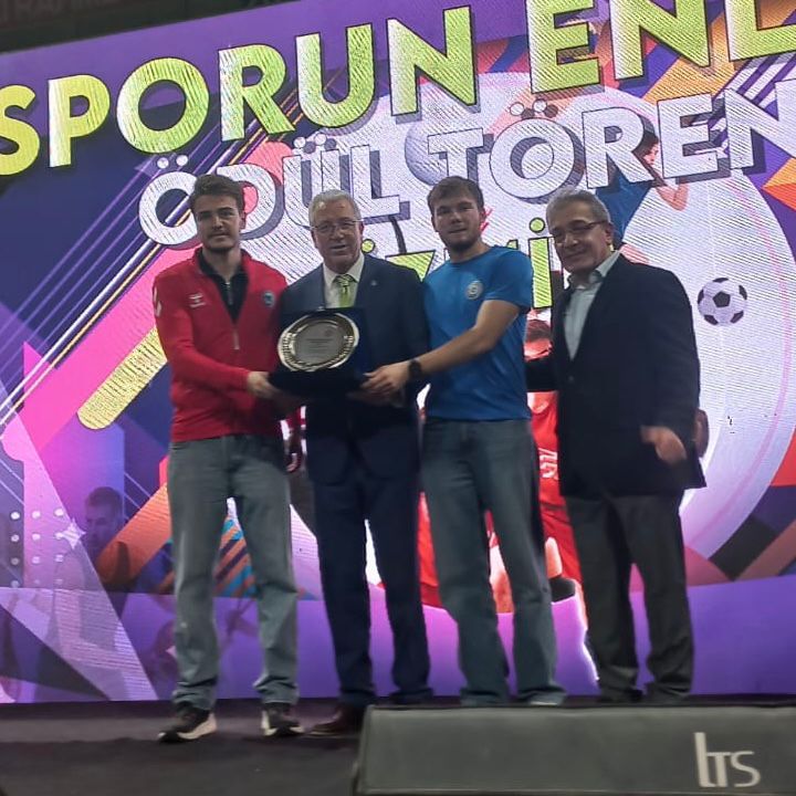 ++Ege Üniversitesi Sporcuları “Sporun Enleri” Töreninde Ödüllendirildi (4)