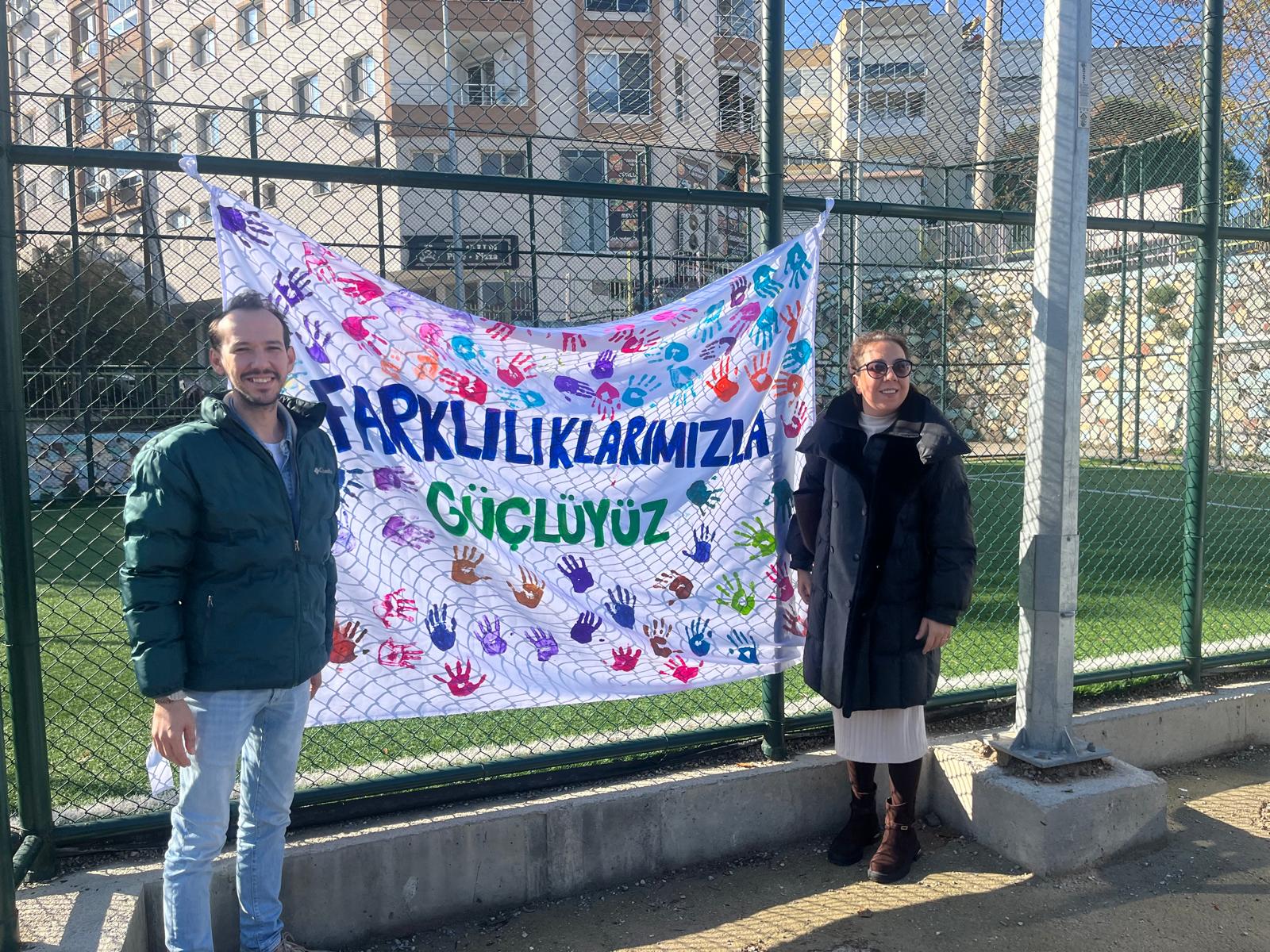 ++Ege Üniversitesinden ‘Dünya Engelliler Günü'ne Sanat Ve Dayanışma Köprüsü (1)