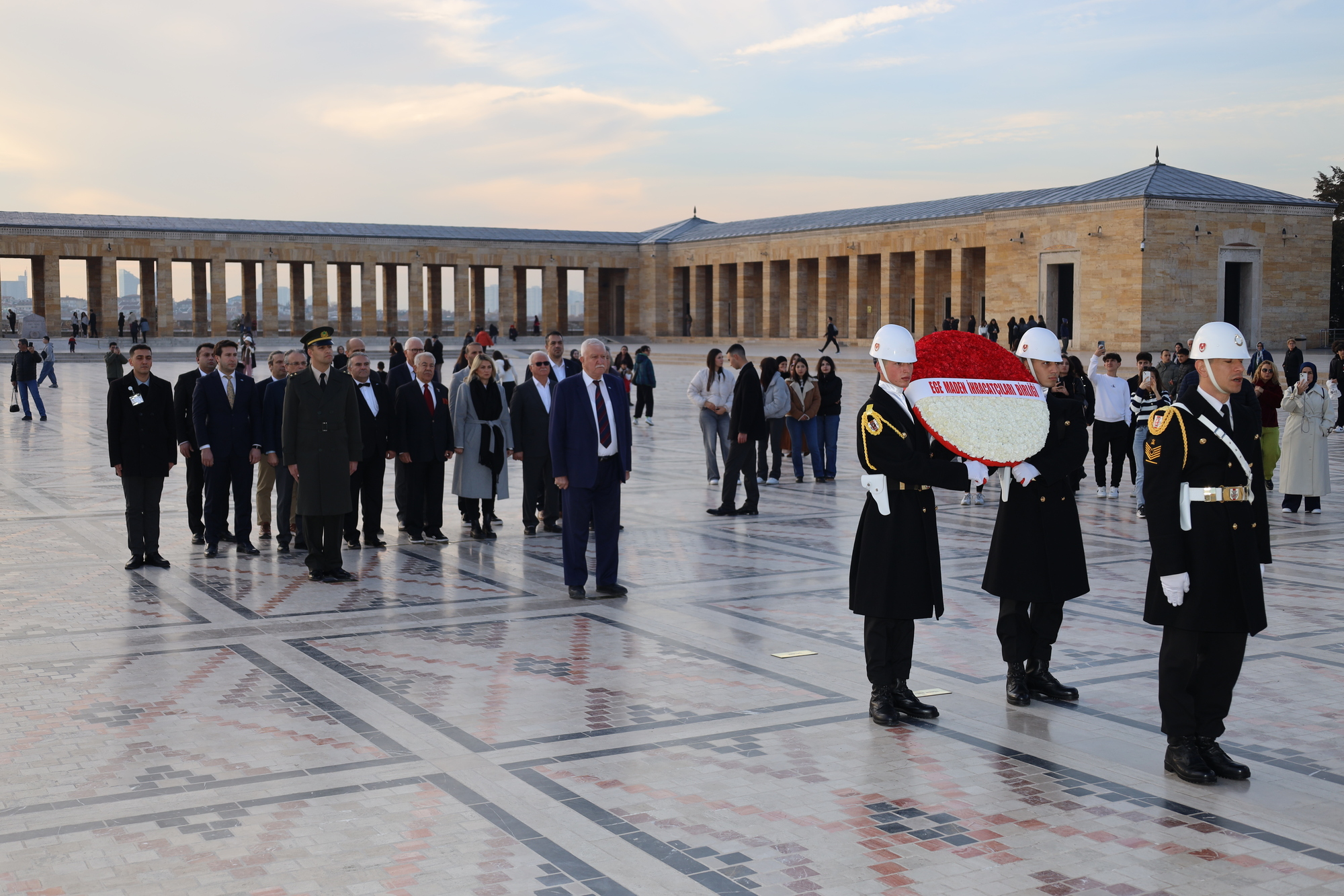 Egebirliği Anıtkabir’de Atatürk’