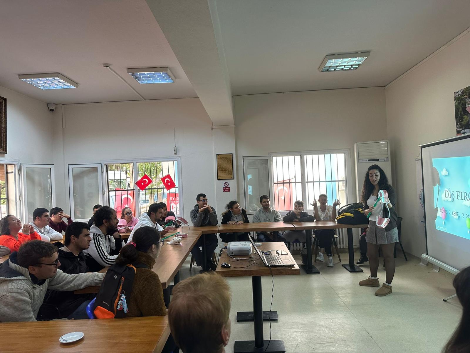 Engelsiz Yaşam Köyü’nde Ağız Ve Diş Sağlığı Eğitimi (1)