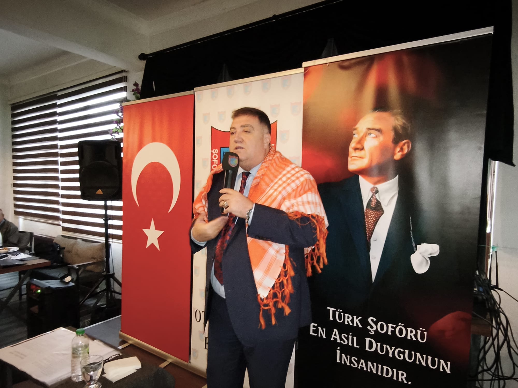 “En büyük sorunumuz korsan illeti”