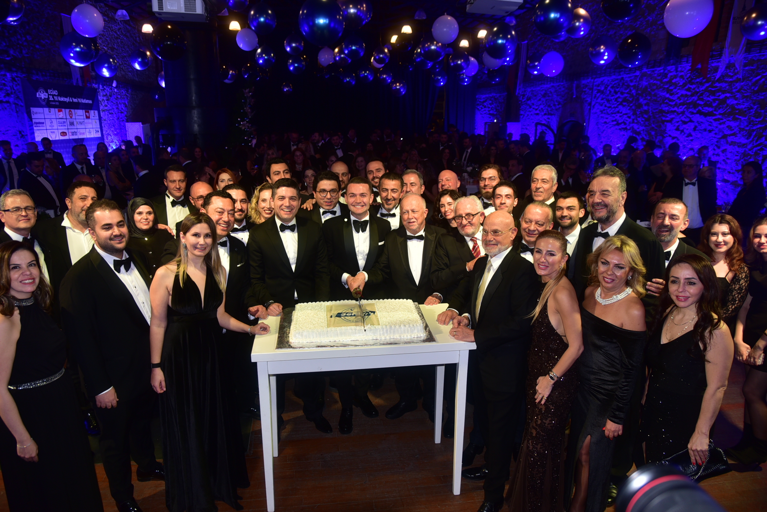 Genç Iş Dünyası İzmir’de Buluştu!3