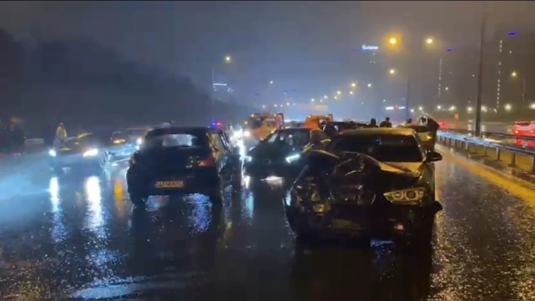 Görüş Sıfırlandı, 7 Araç Çarpıştı2