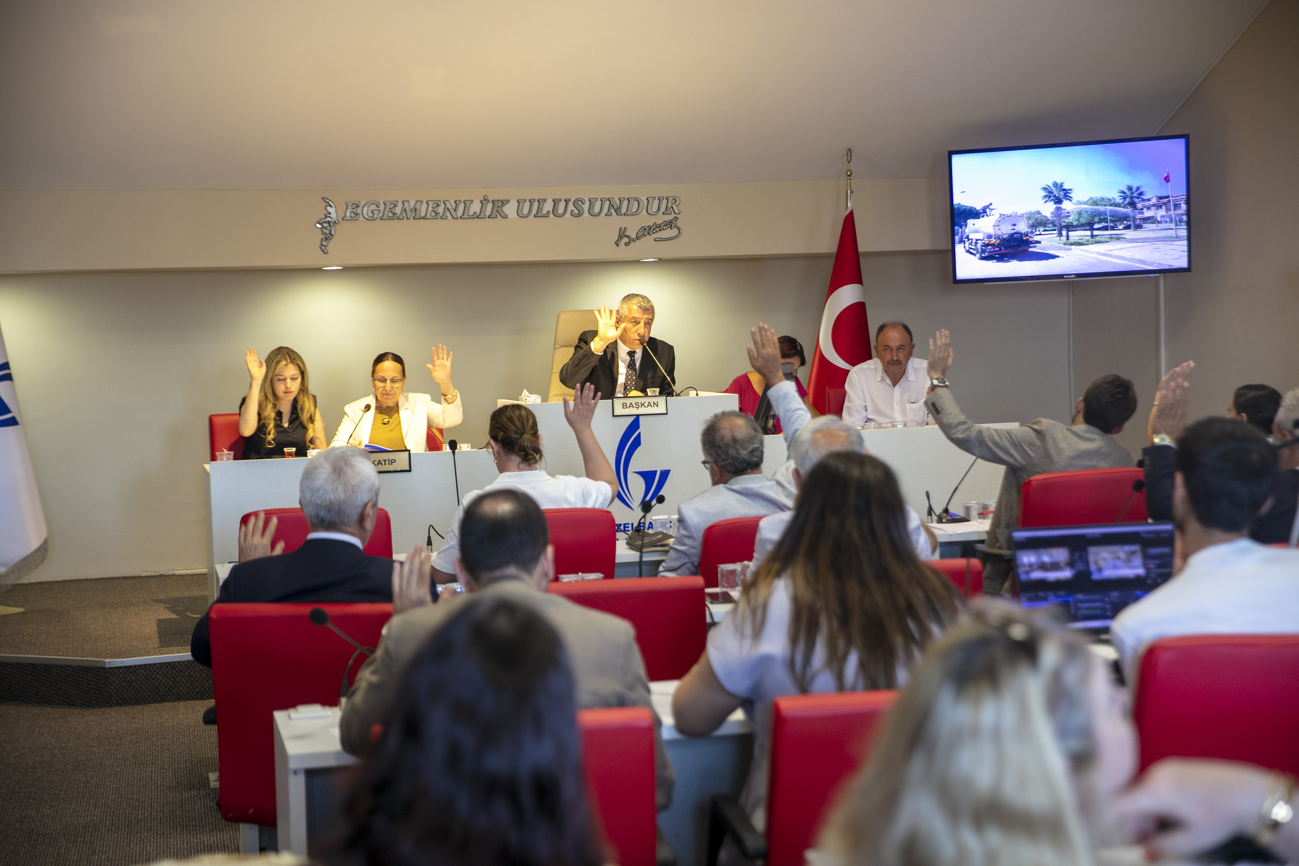 Güzelbahçe’de Toki̇ Açıklaması! 3