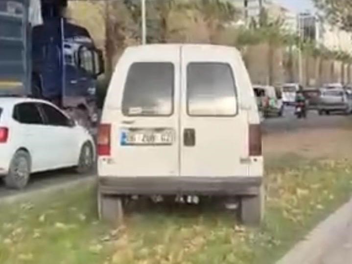 Izmir Trafik Maganda