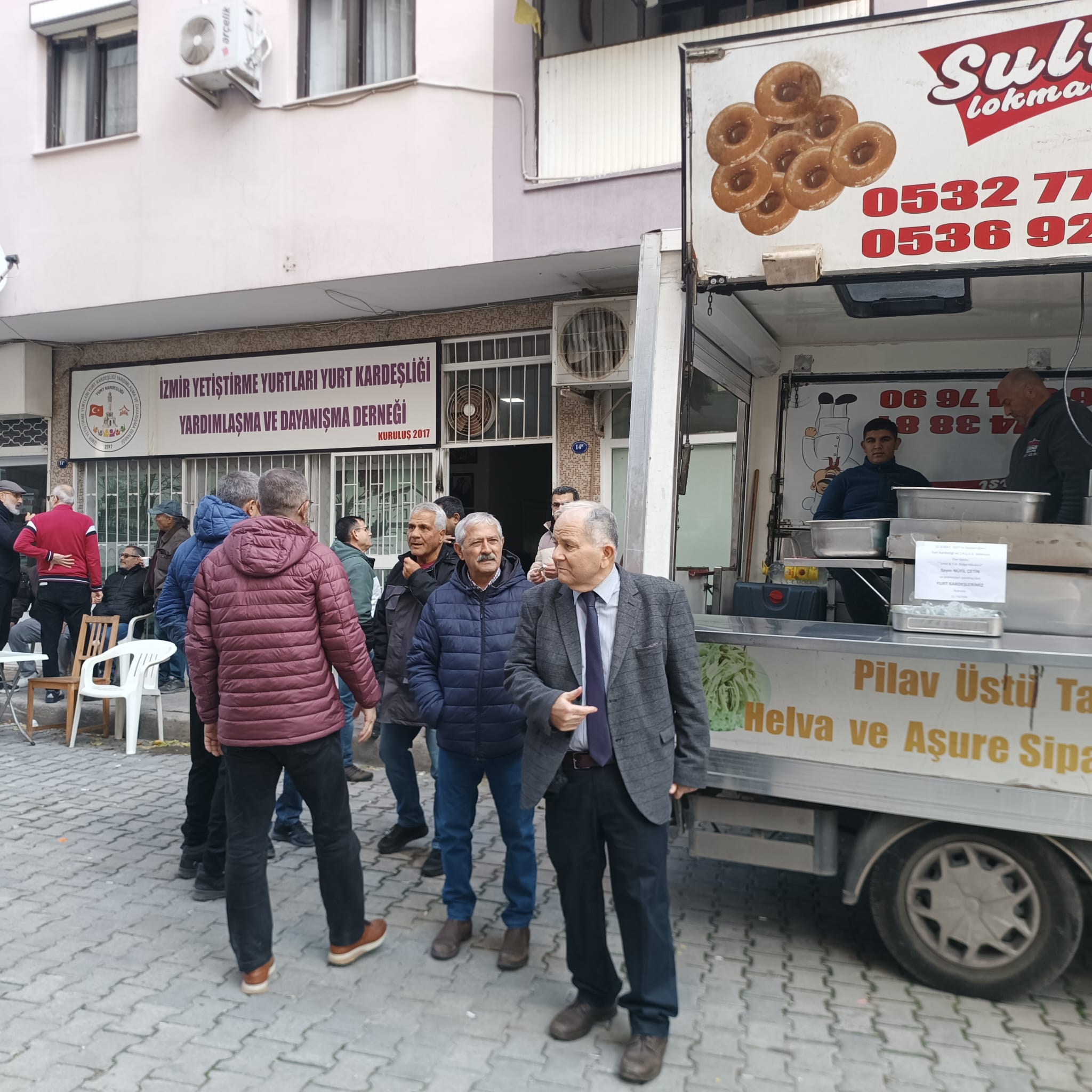 Akbulut: Dostlarımızla bir araya gelmek istedik