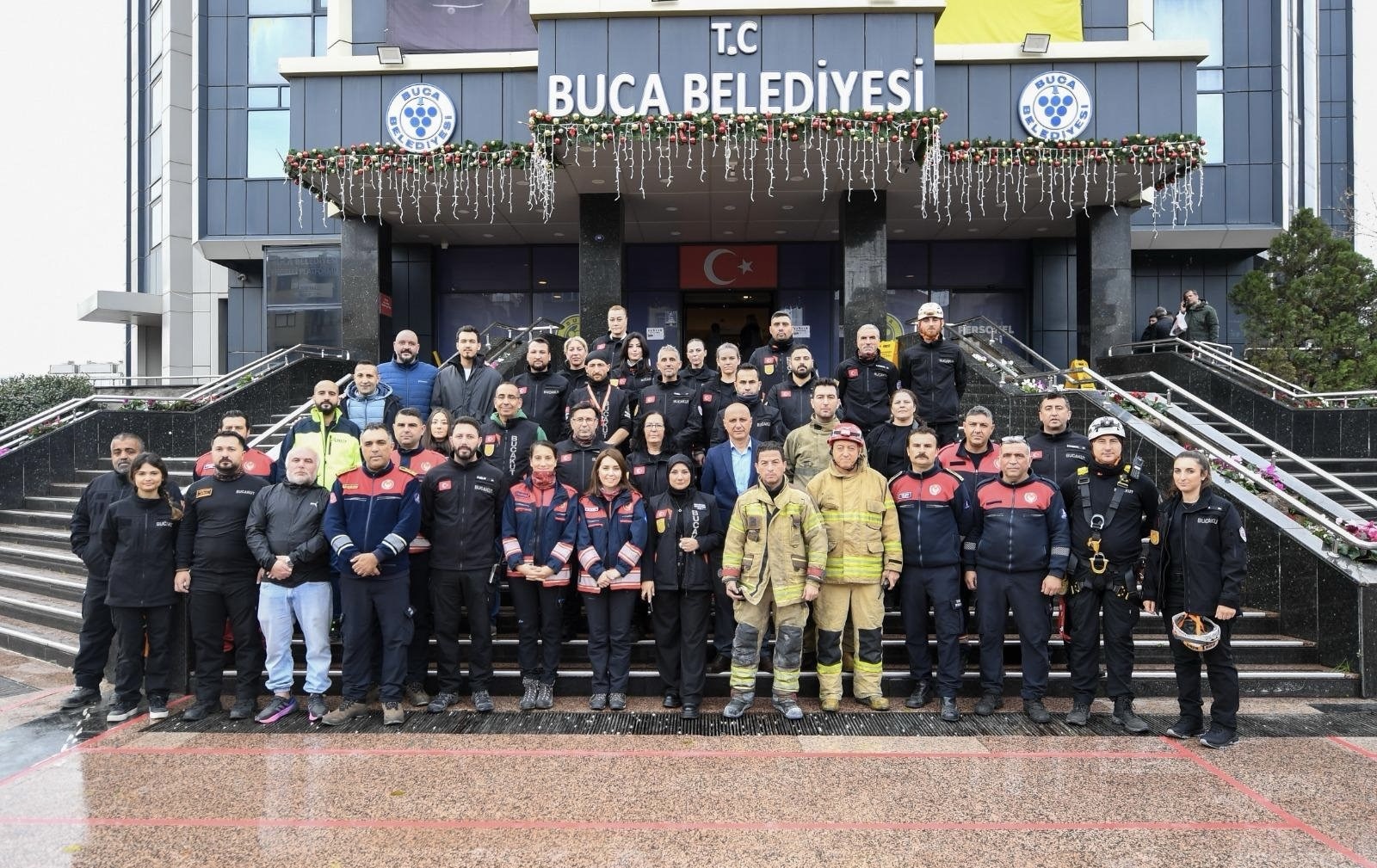 İzmir’de Itfaiye Ve Bucakut’tan