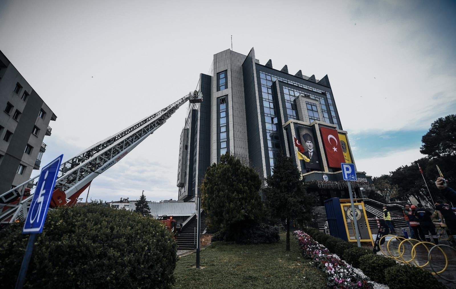 İzmir’de Itfaiye Ve Bucakut’tan4