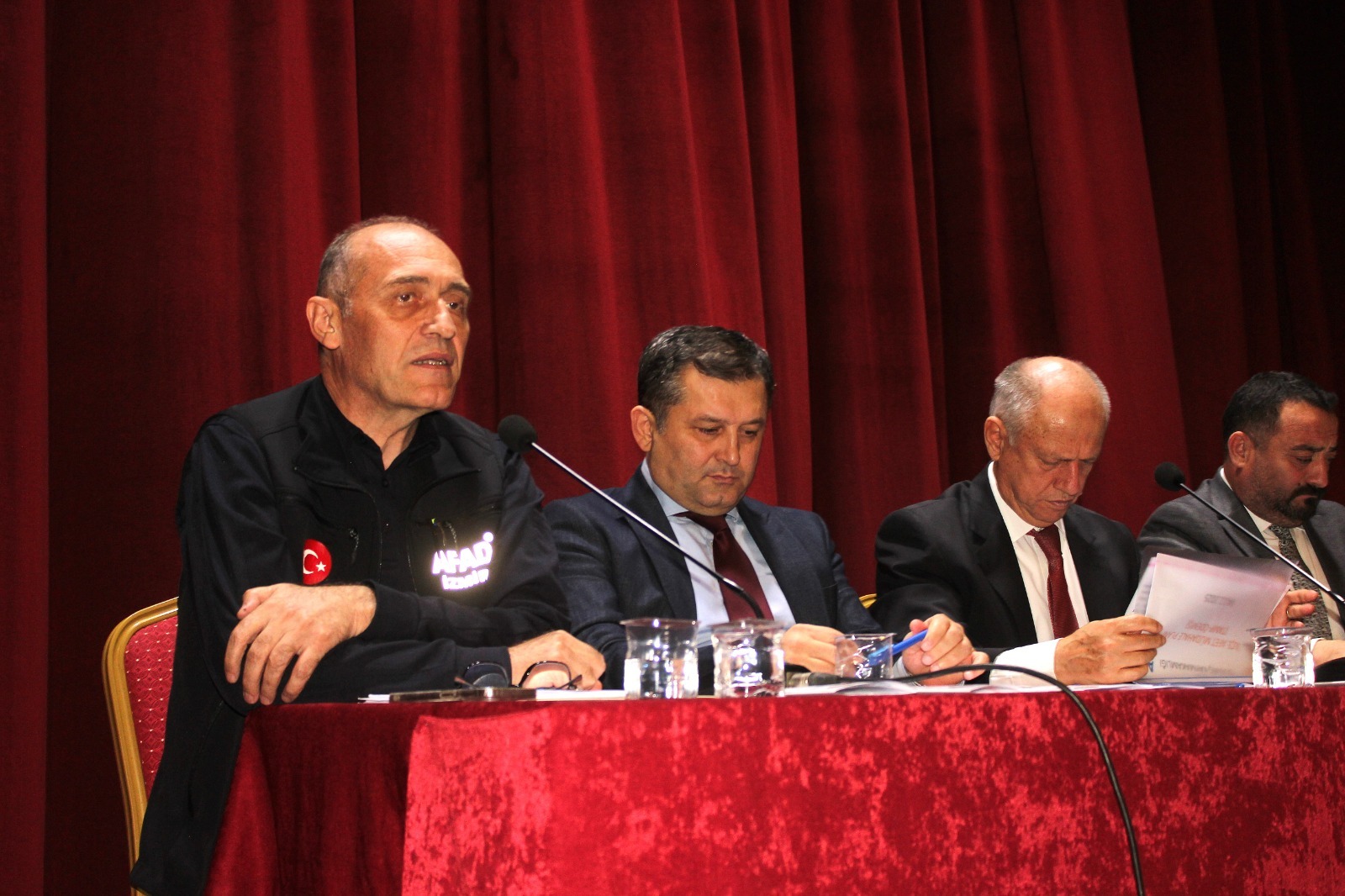 Beydağ'da kapsamlı afet toplantısı