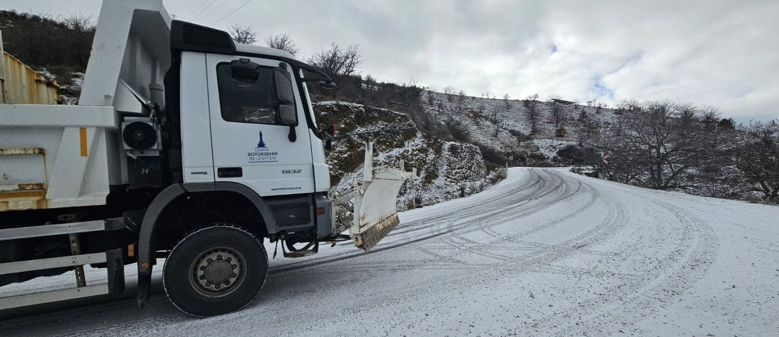 İzmir’in Yüksek Kesimleri Beyaza 2