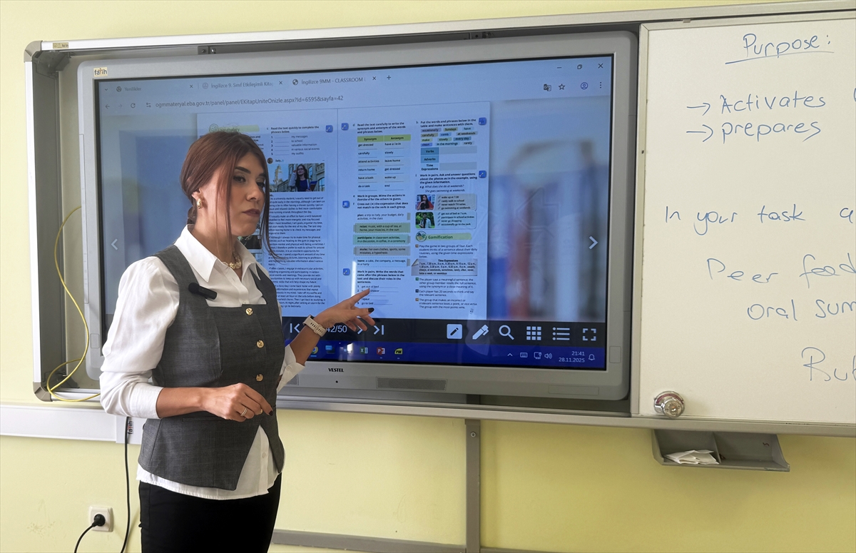 Kupa kaldırmak büyük gurur: "Hayallerinizin peşinden gidin" mesajı