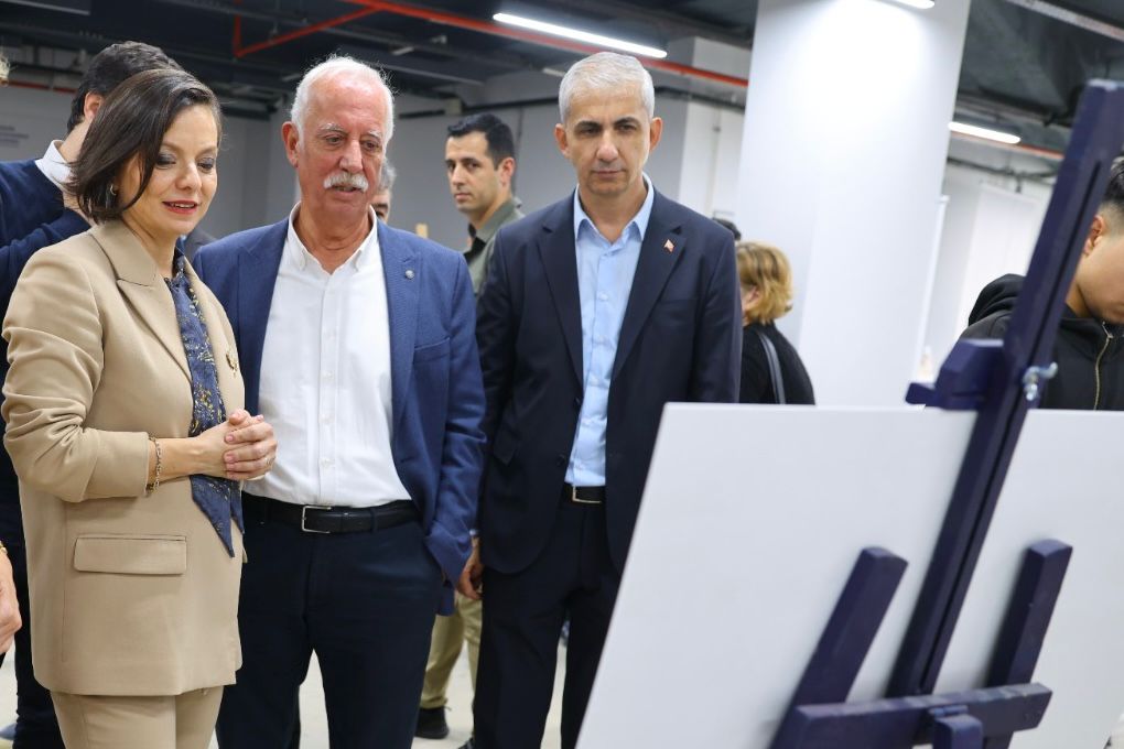 Karabağlar ’Da Engeller Tasarımla Aşıldı (11)